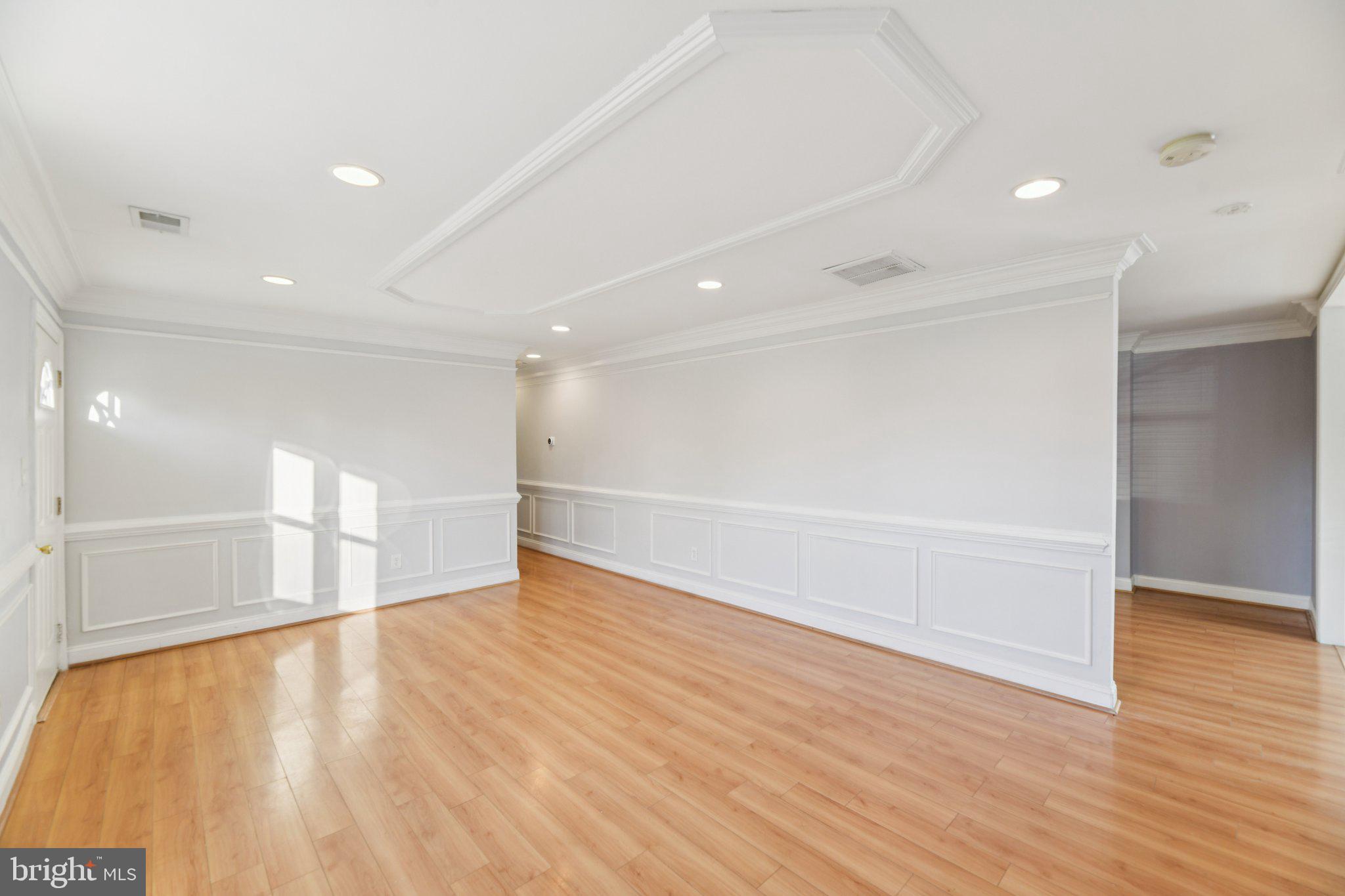 HUNTERS MILL ESTATES - Residential