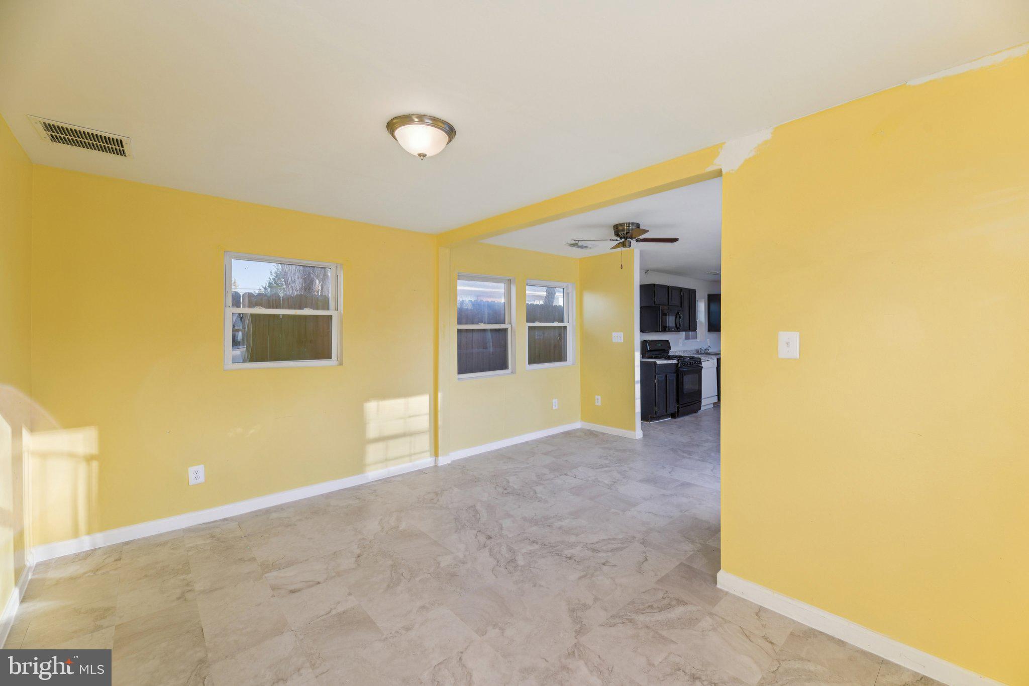 HUNTERS MILL ESTATES - Residential