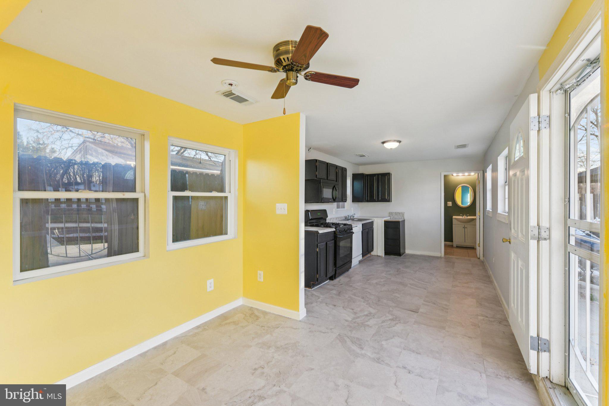 HUNTERS MILL ESTATES - Residential