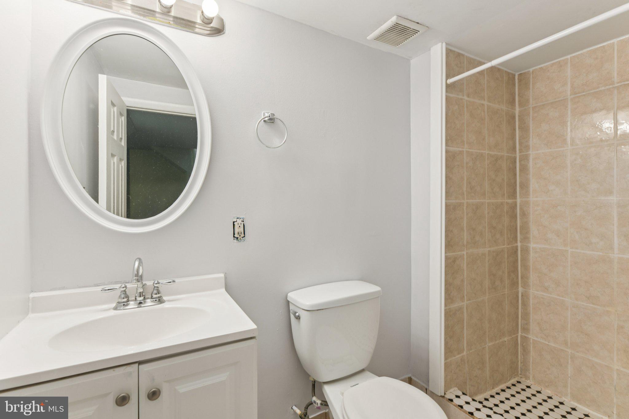 HUNTERS MILL ESTATES - Residential