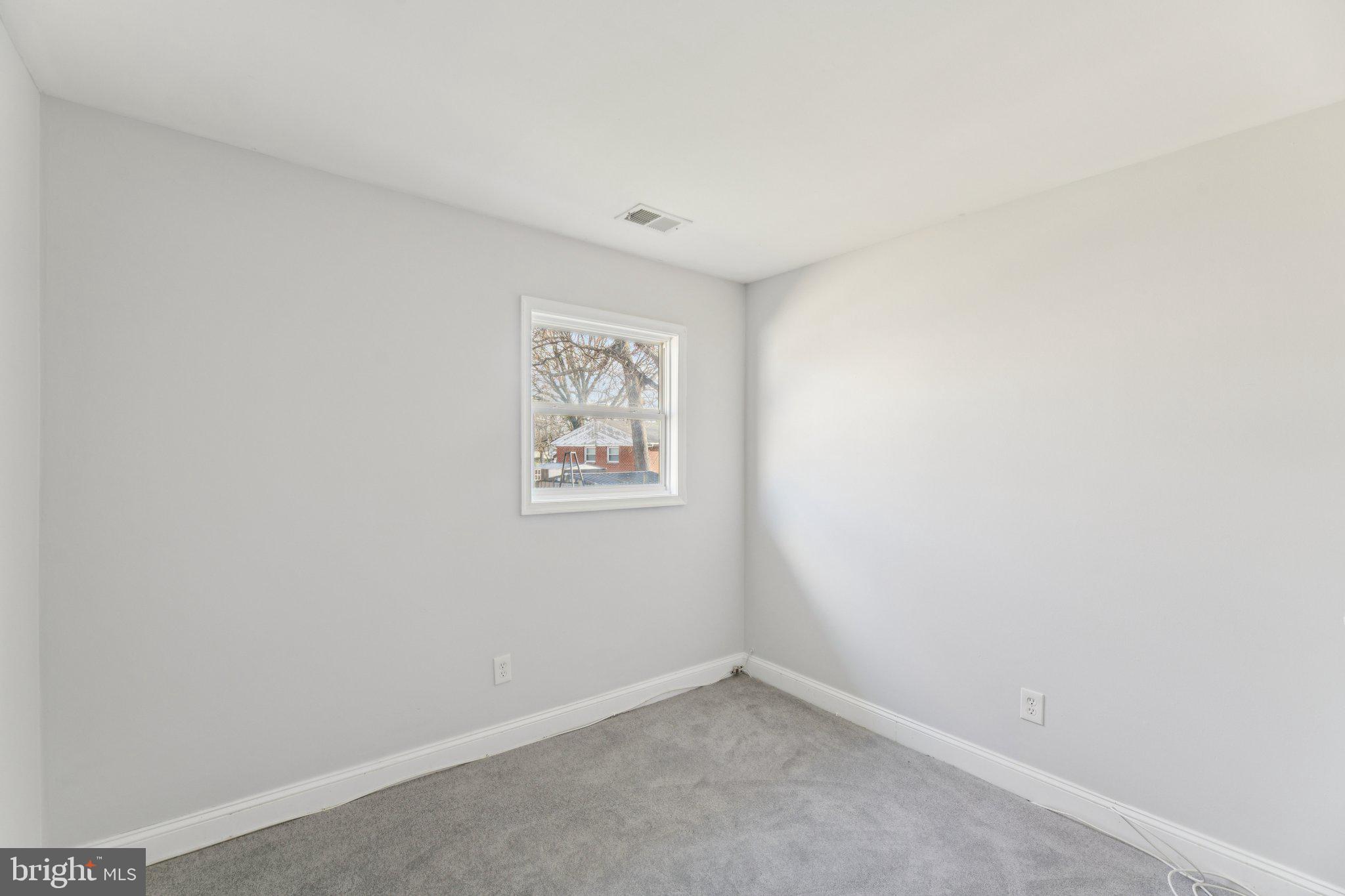 HUNTERS MILL ESTATES - Residential