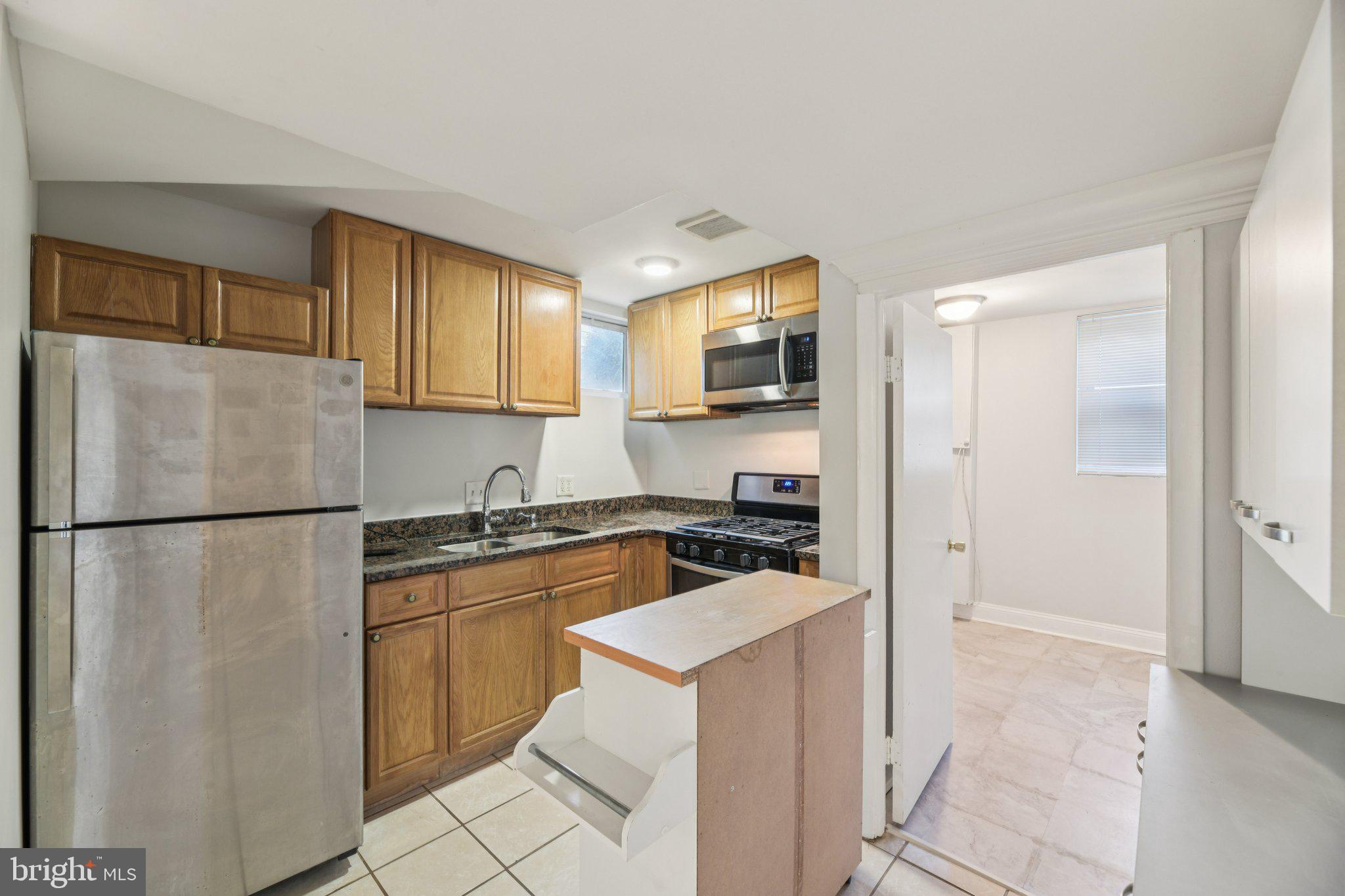 HUNTERS MILL ESTATES - Residential