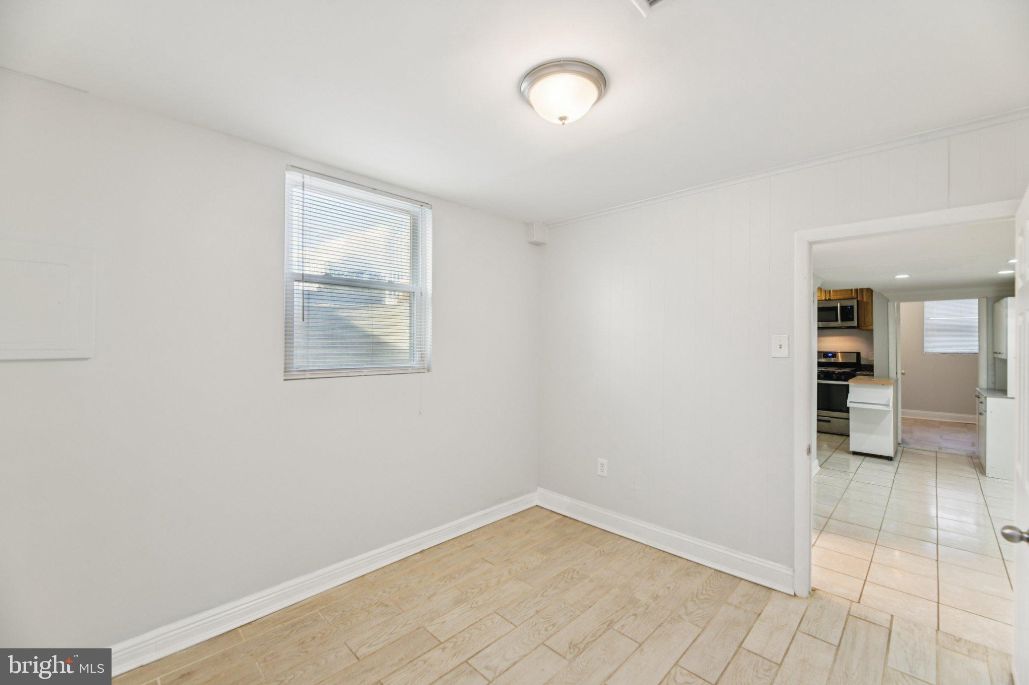 HUNTERS MILL ESTATES - Residential