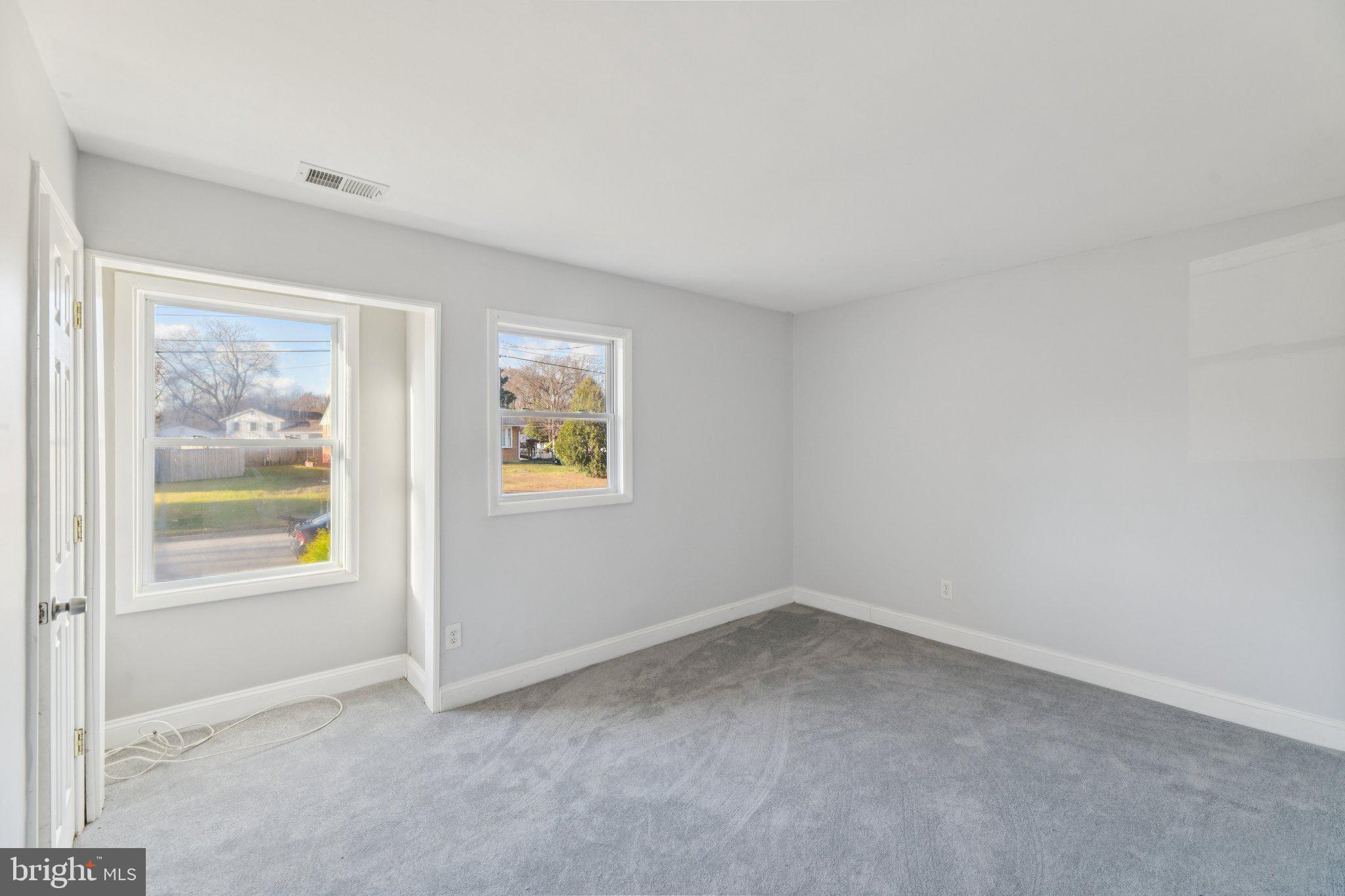 HUNTERS MILL ESTATES - Residential