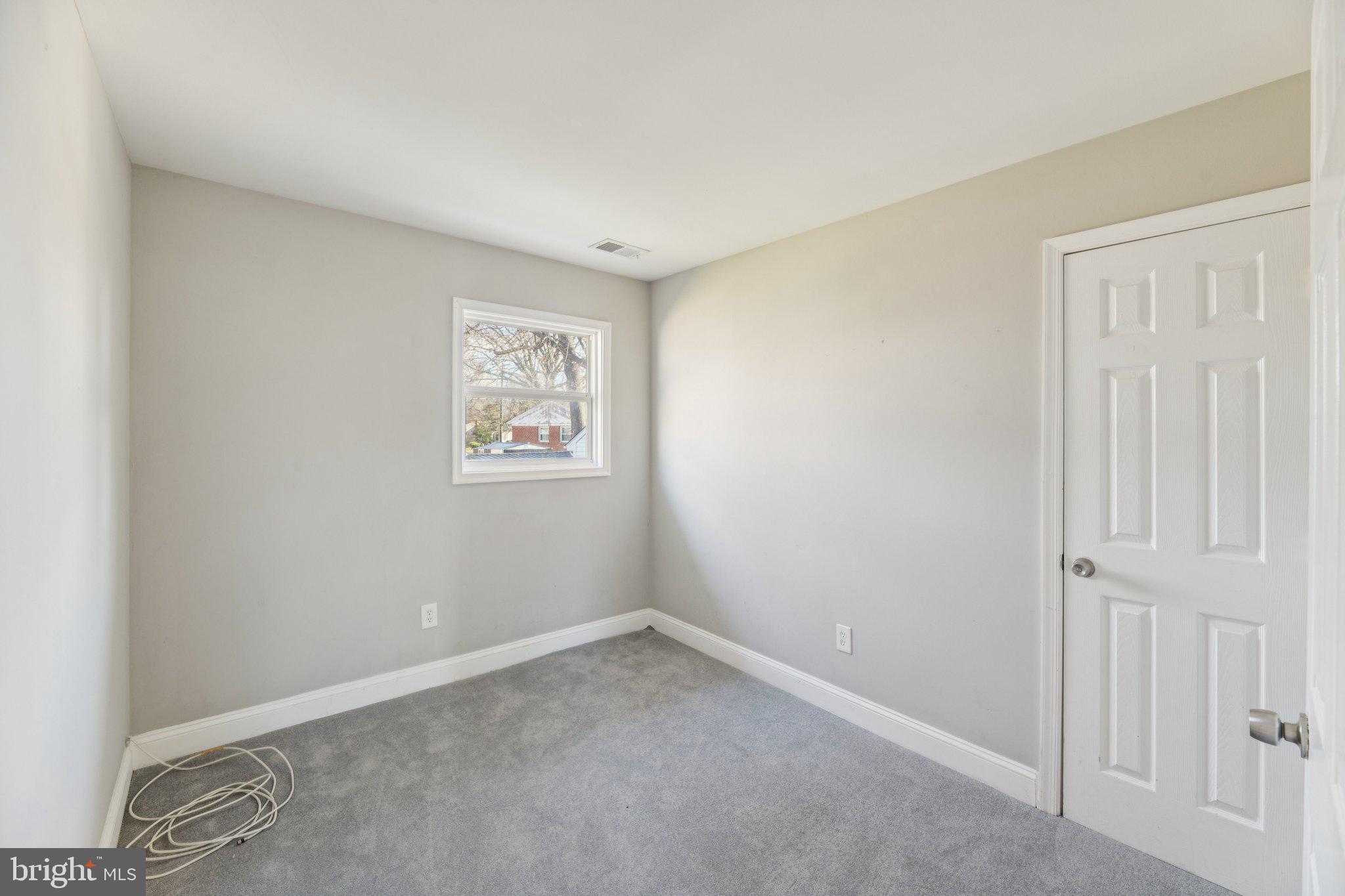 HUNTERS MILL ESTATES - Residential