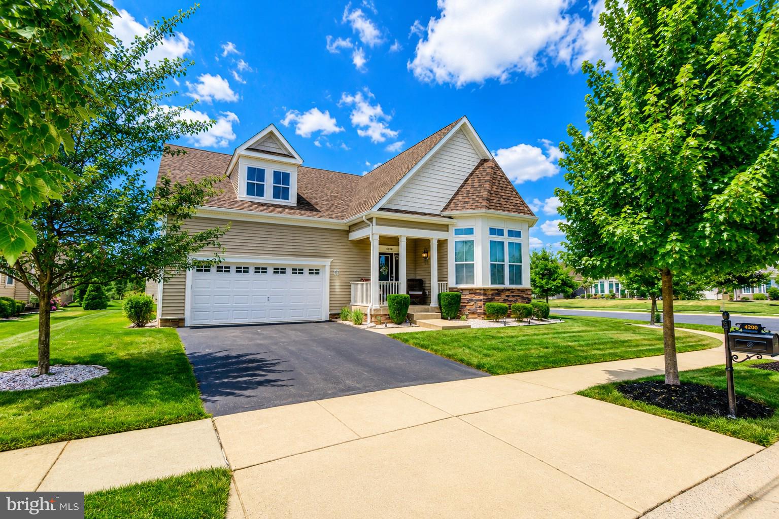 4200 CROSBY LANE
