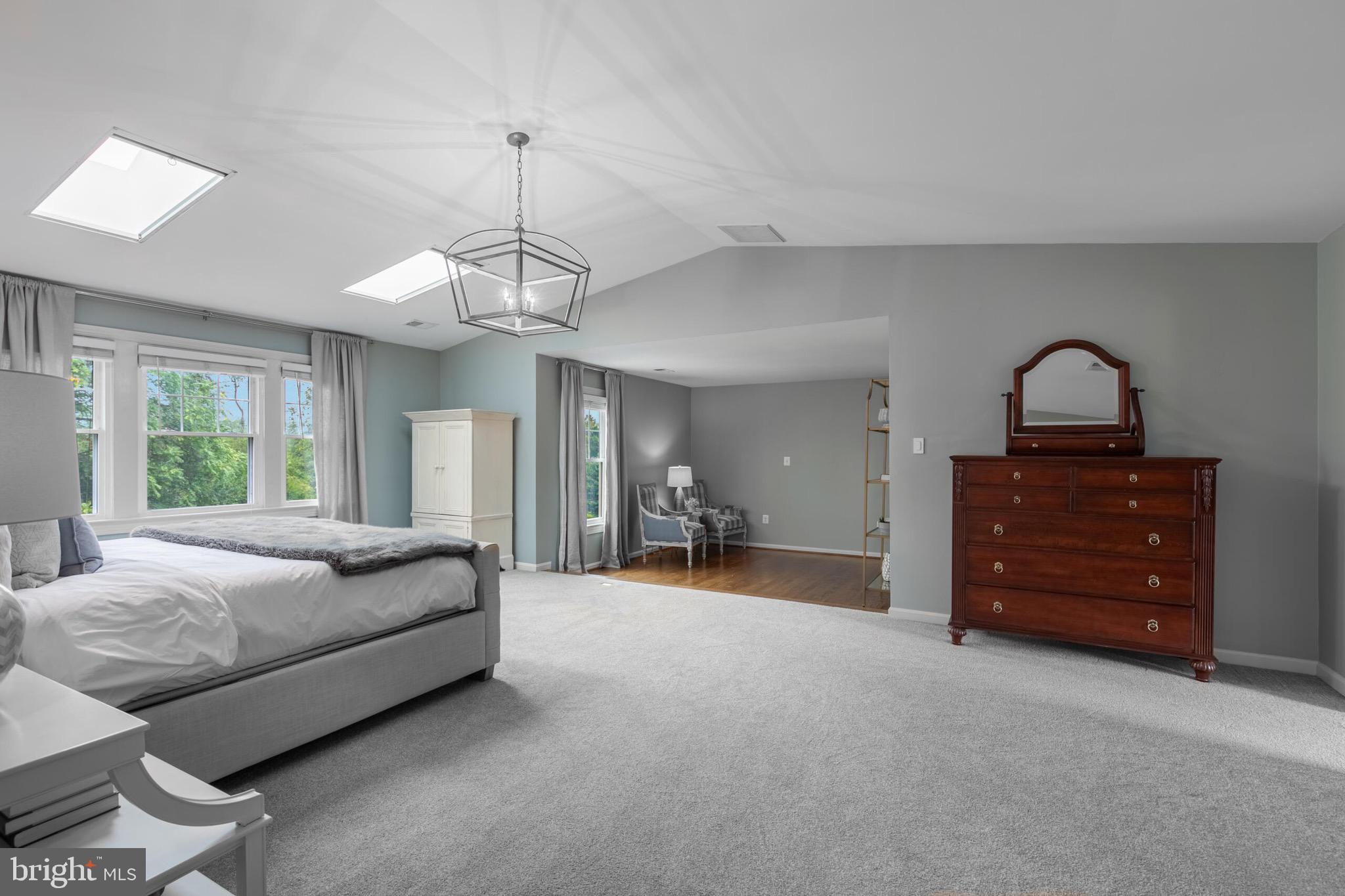 EVERETT LAND - Residential