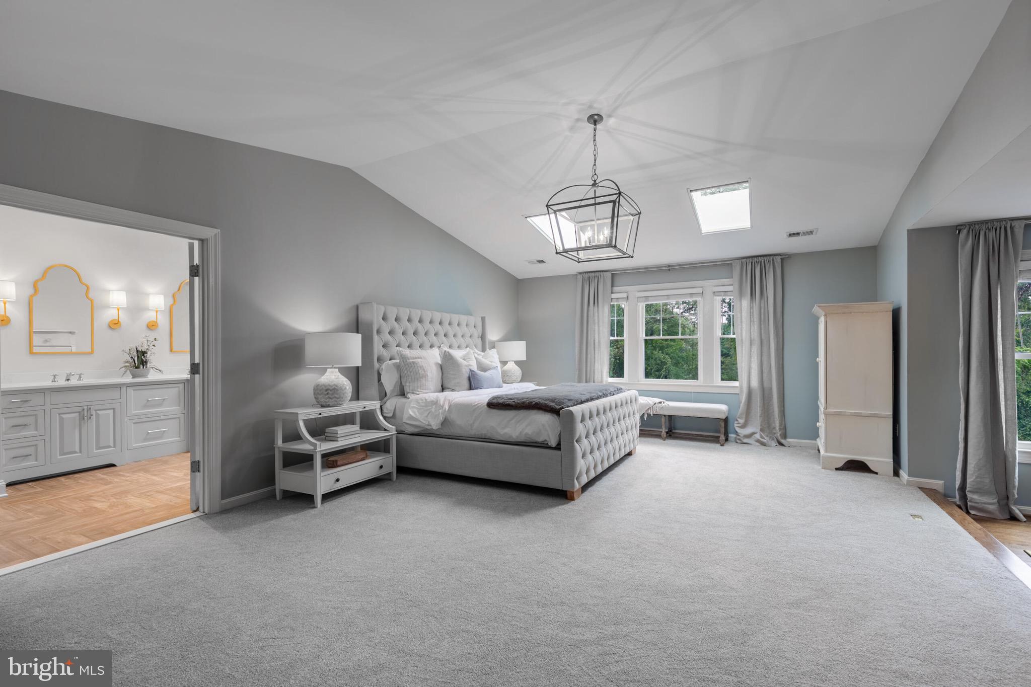 EVERETT LAND - Residential