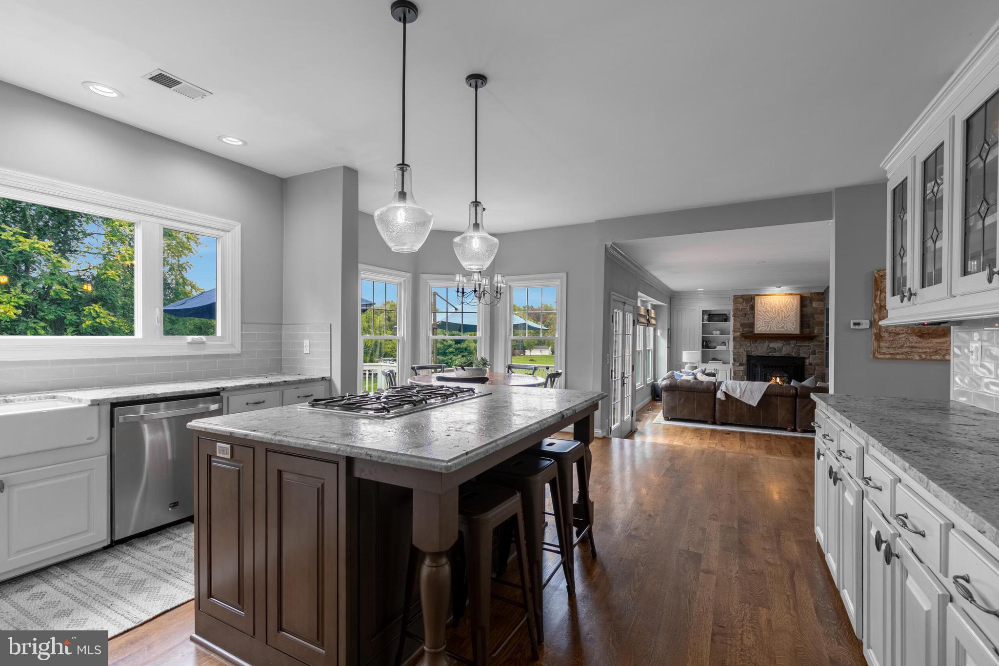 EVERETT LAND - Residential