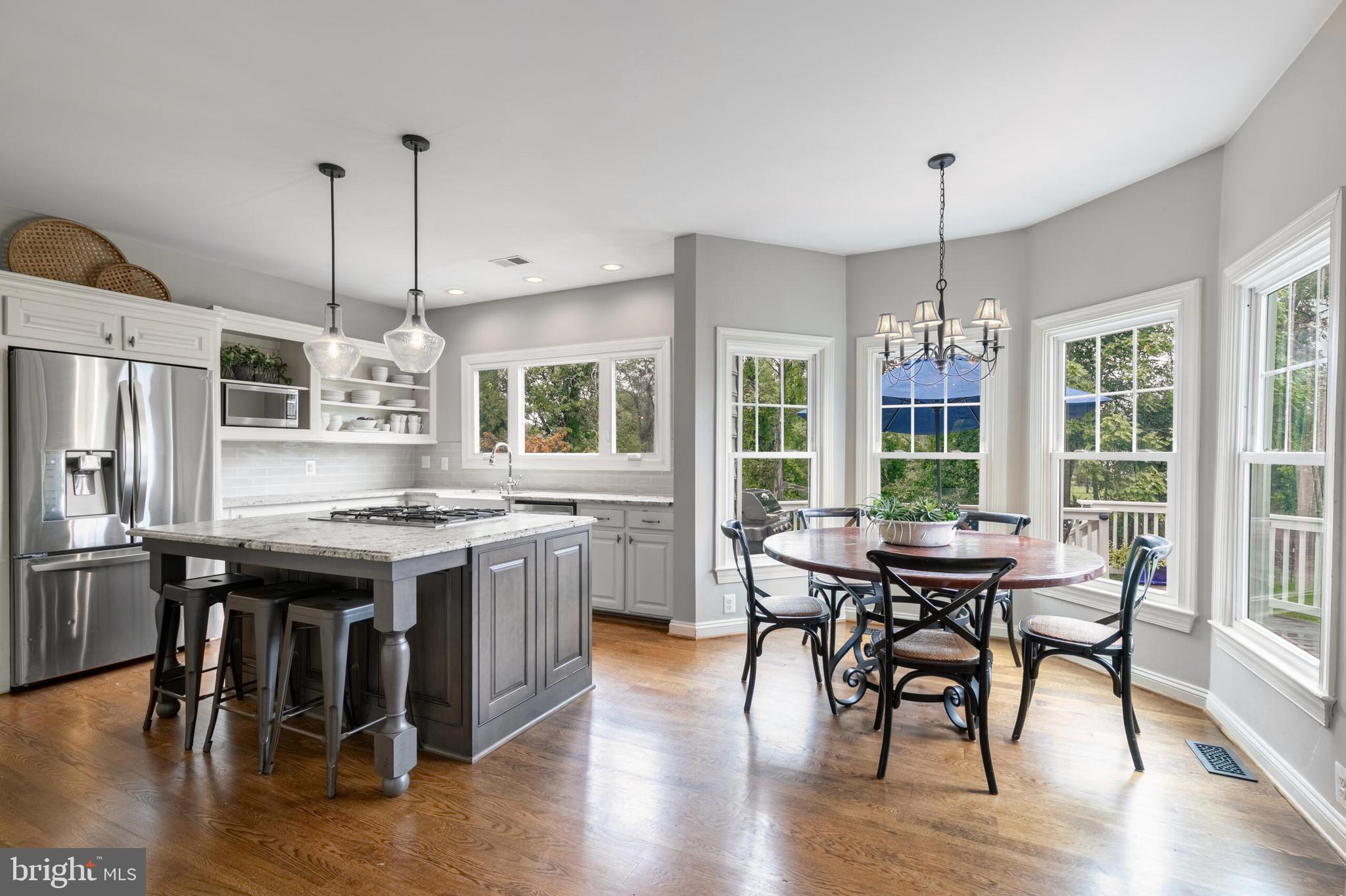 EVERETT LAND - Residential