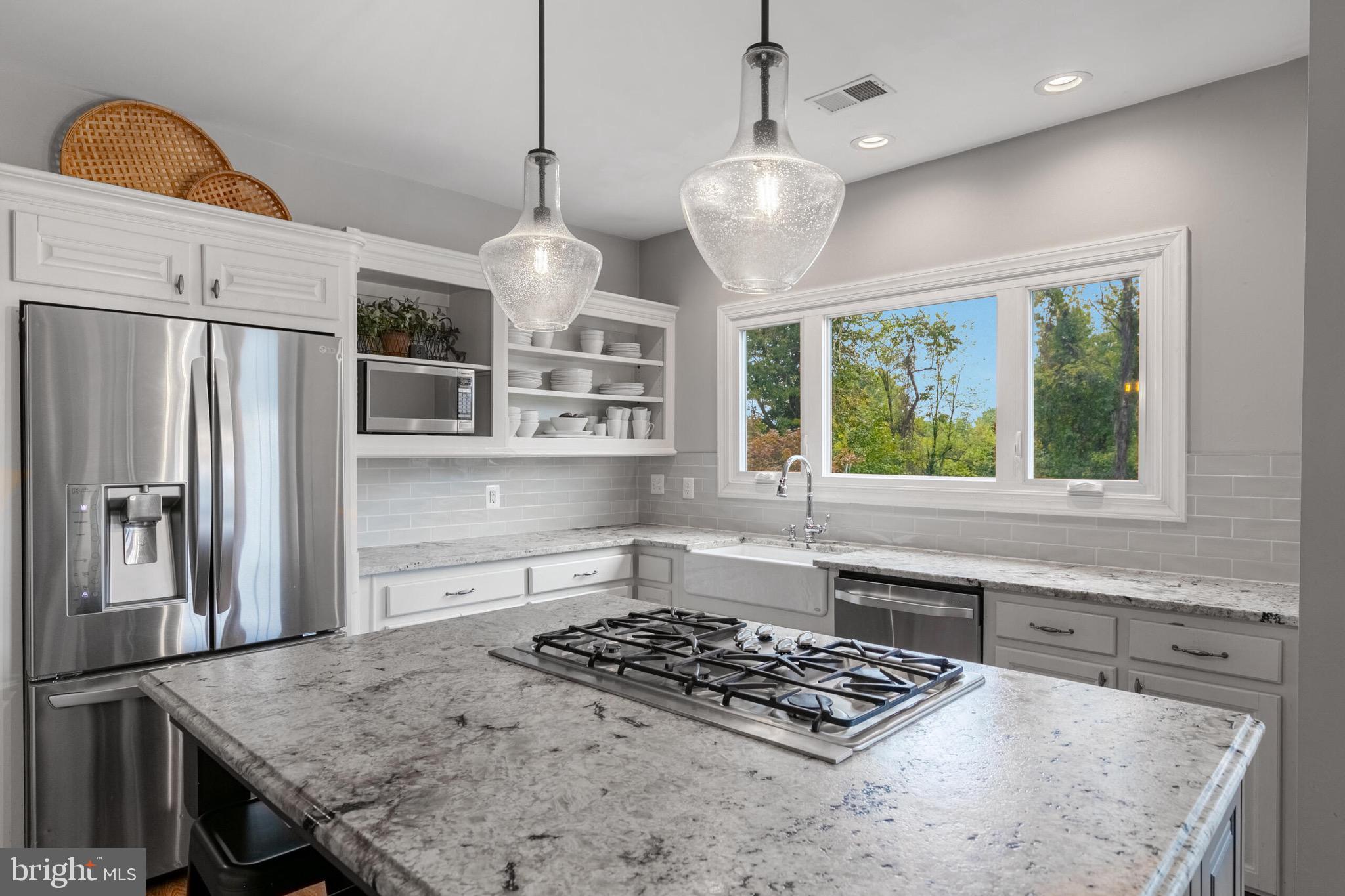 EVERETT LAND - Residential