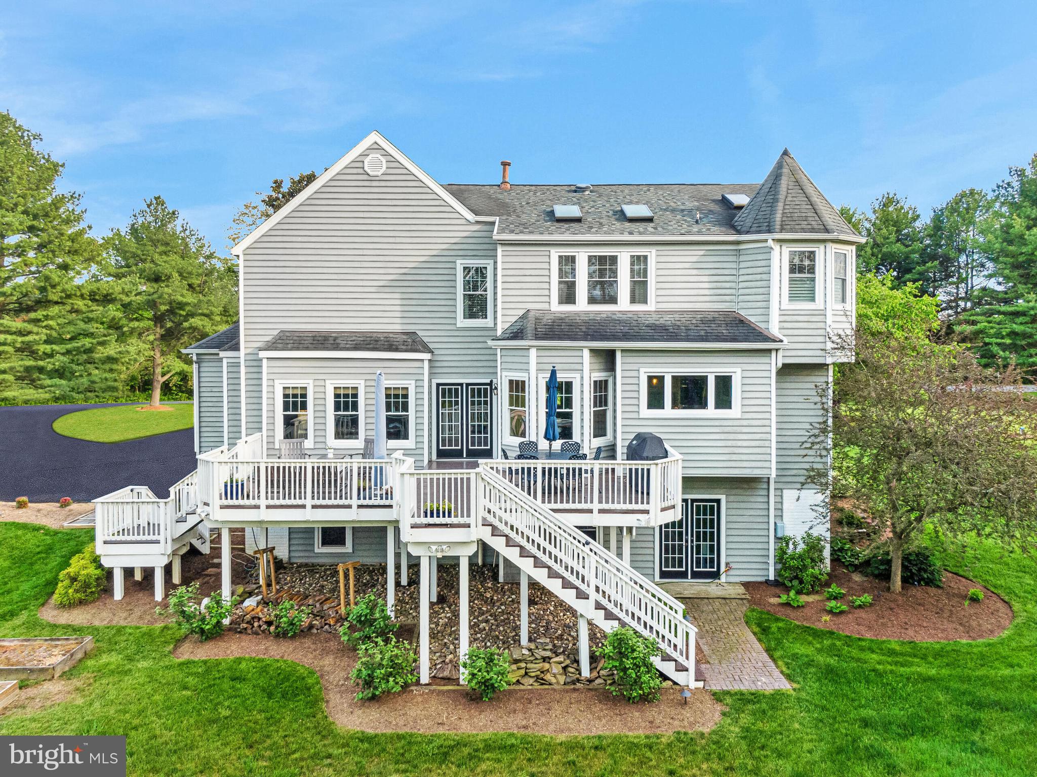 EVERETT LAND - Residential