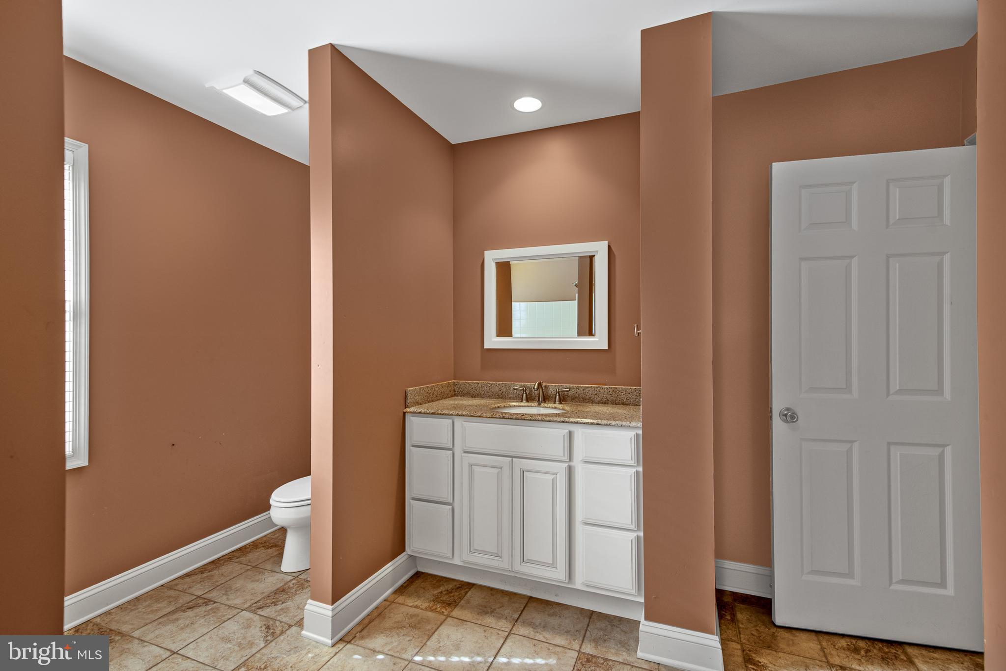 EASTON - Residential Lease