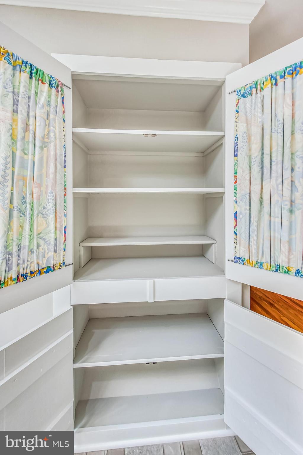 WORTHINGTON - Residential