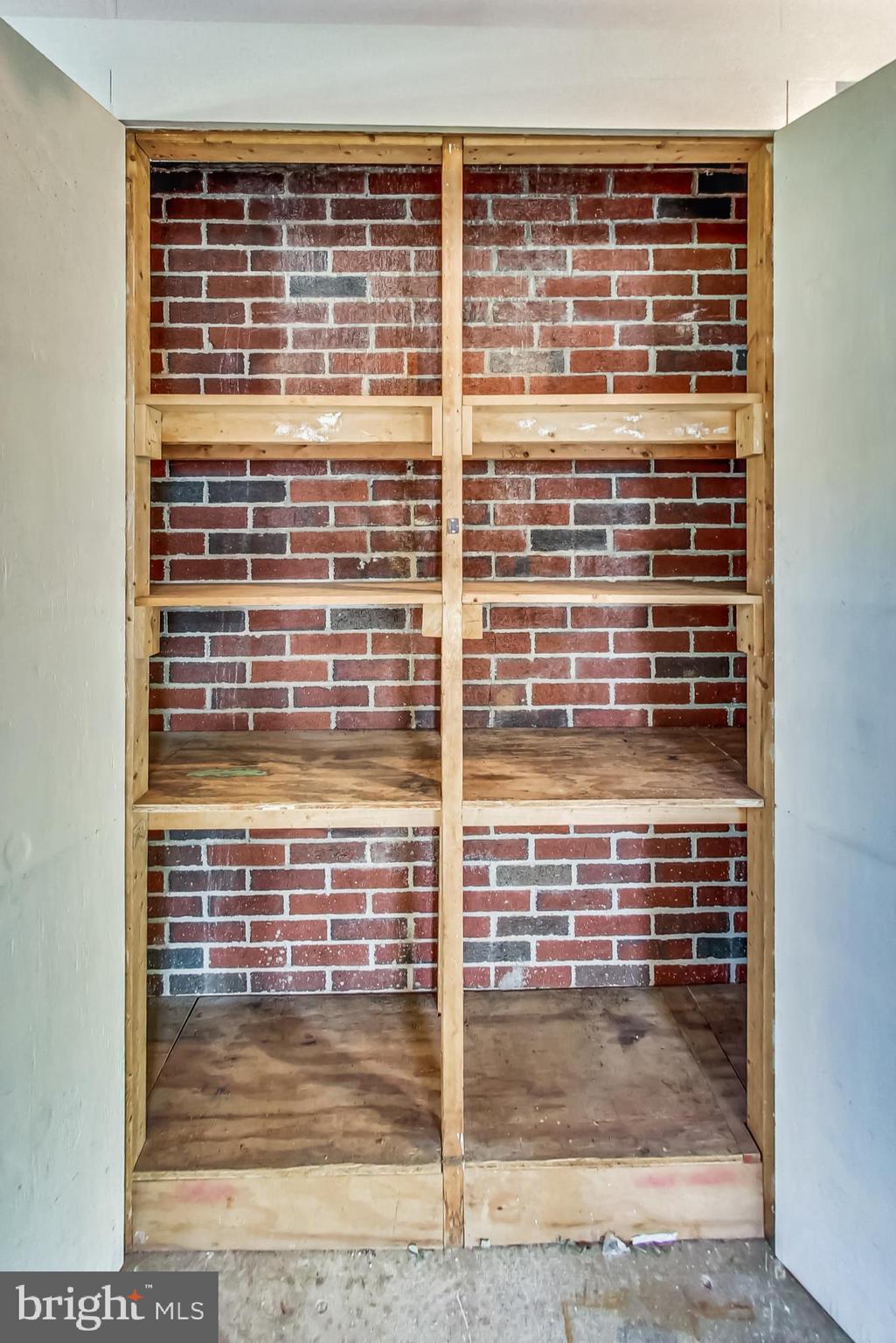 WORTHINGTON - Residential