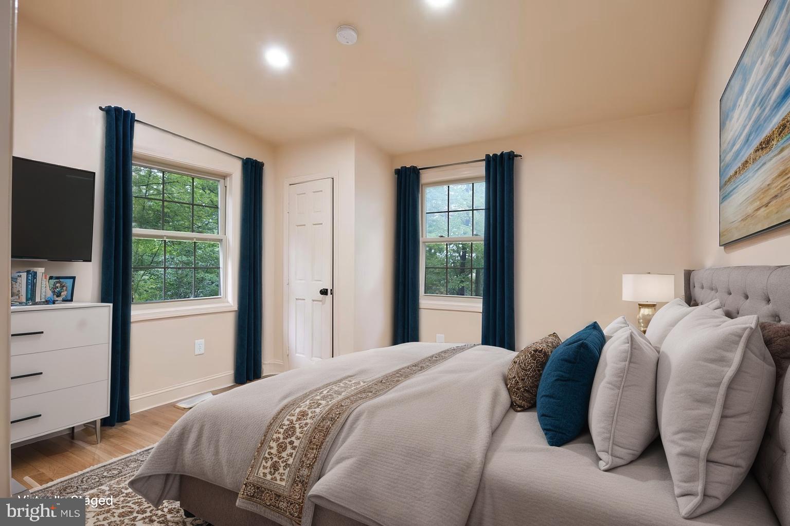 MT FALLS PARK - Residential