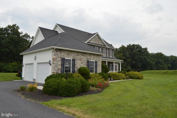 SUNRISE ESTATES - Residential