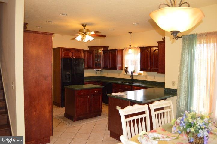 SUNRISE ESTATES - Residential