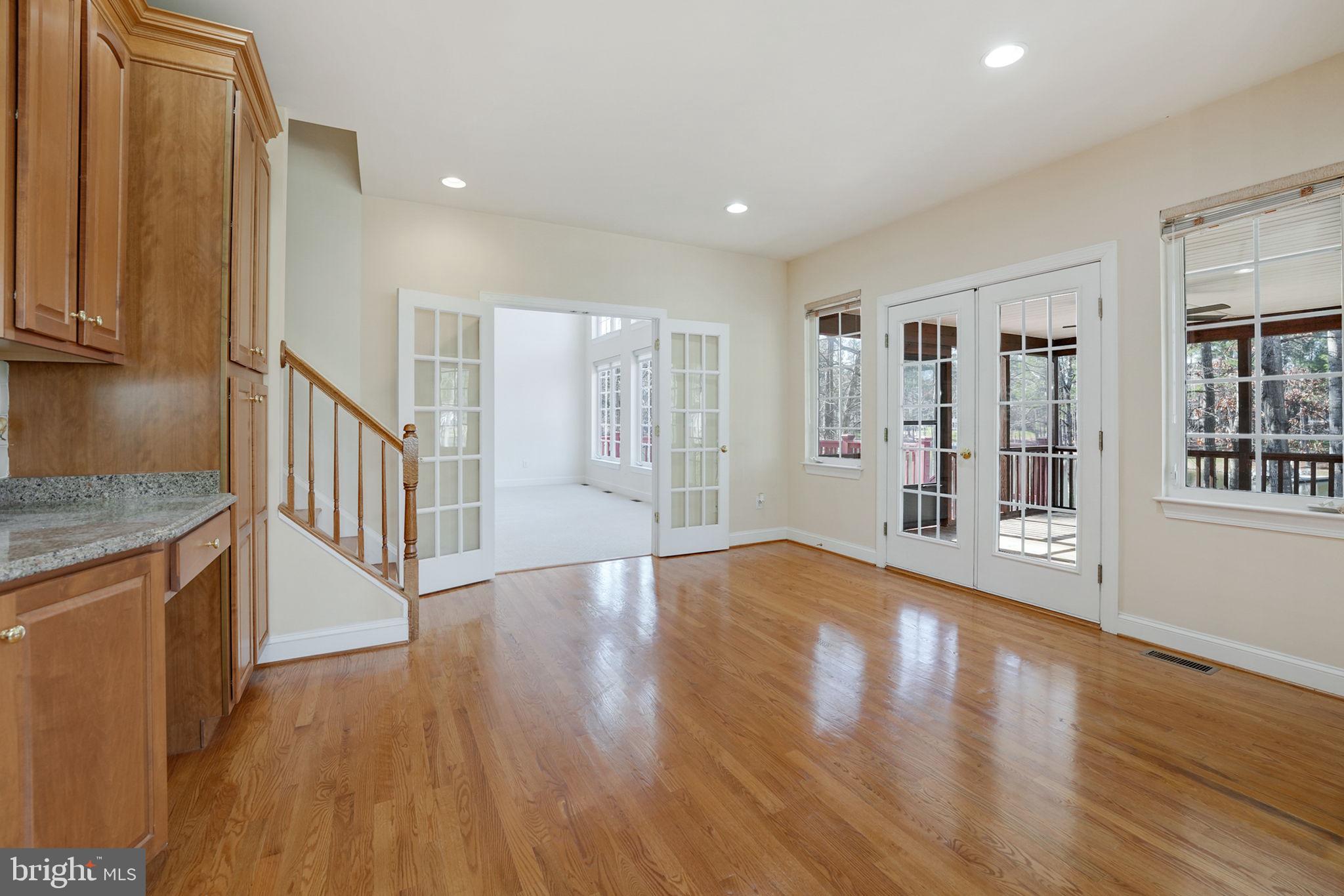 FAWN LAKE - Residential