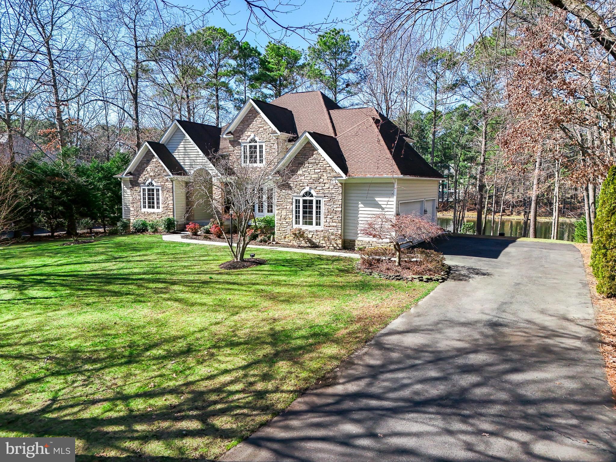 FAWN LAKE - Residential