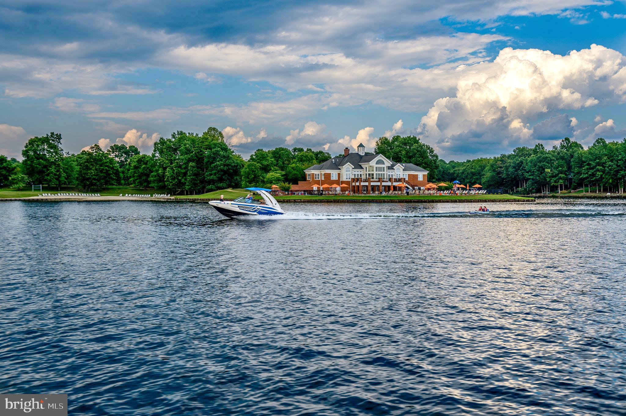 FAWN LAKE - Residential