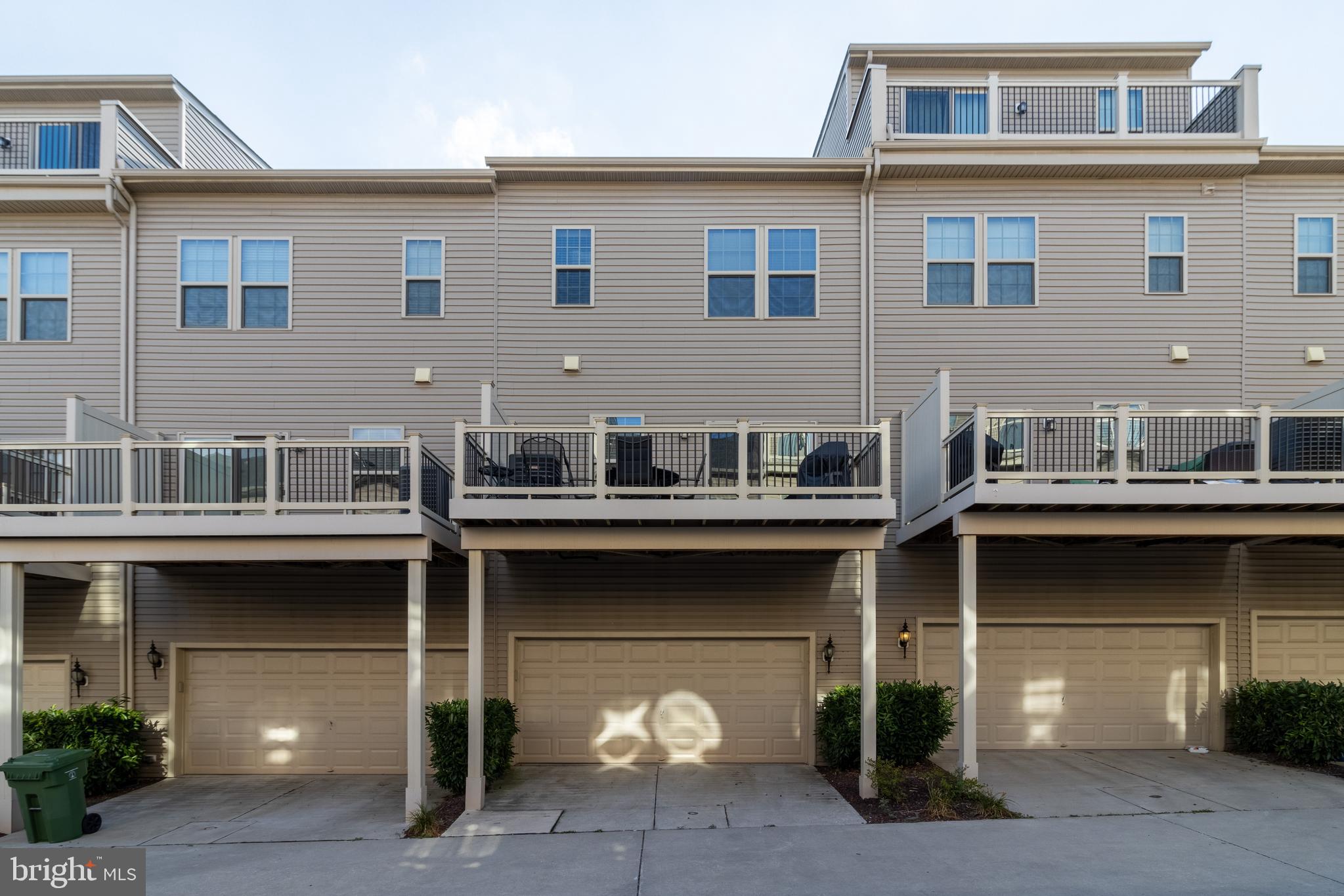 O'DONNELL SQUARE - Residential Lease