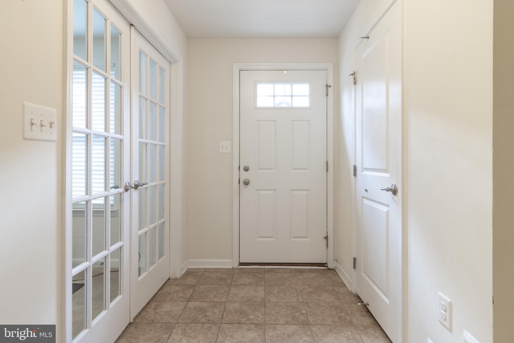 O'DONNELL SQUARE - Residential Lease