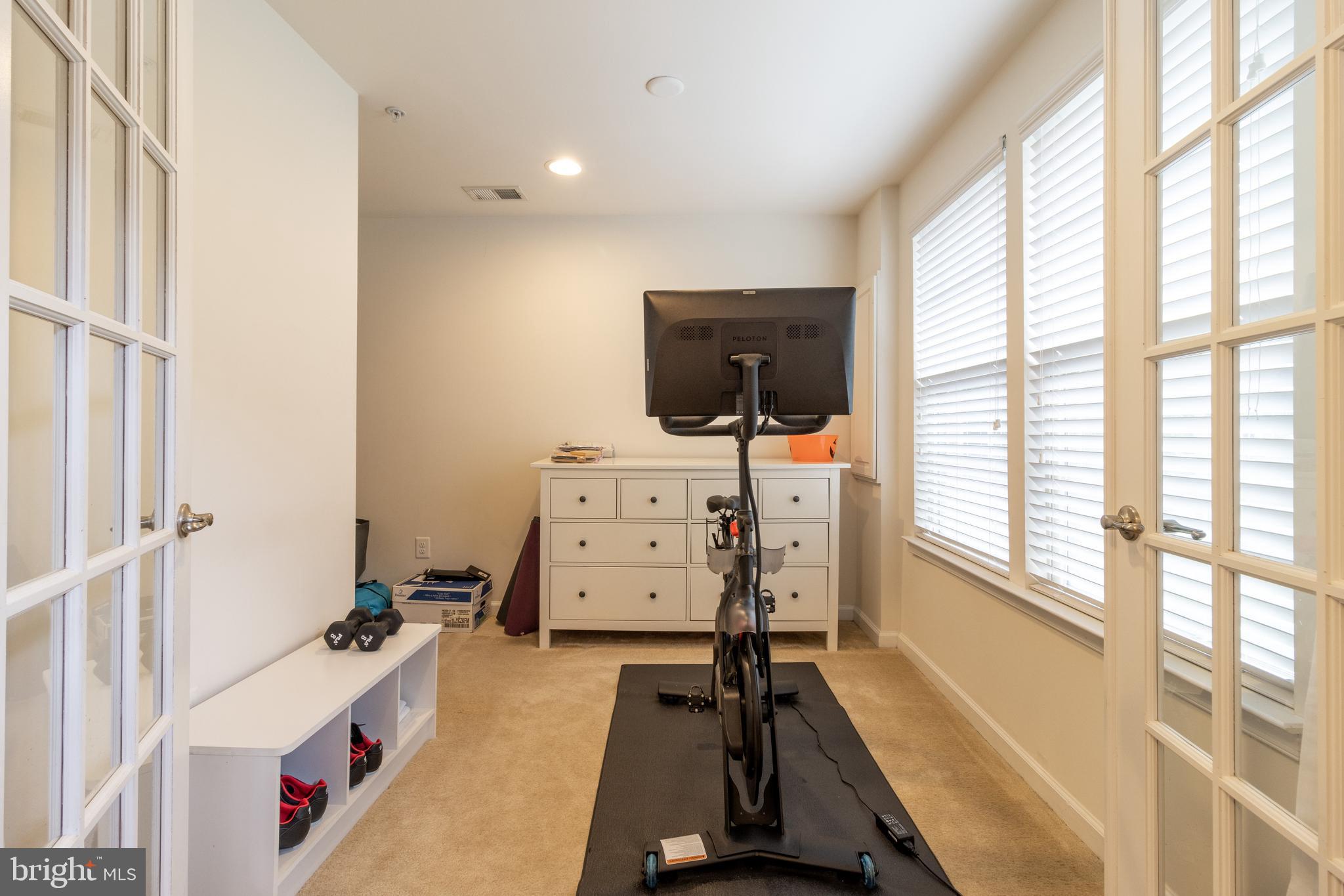 O'DONNELL SQUARE - Residential Lease