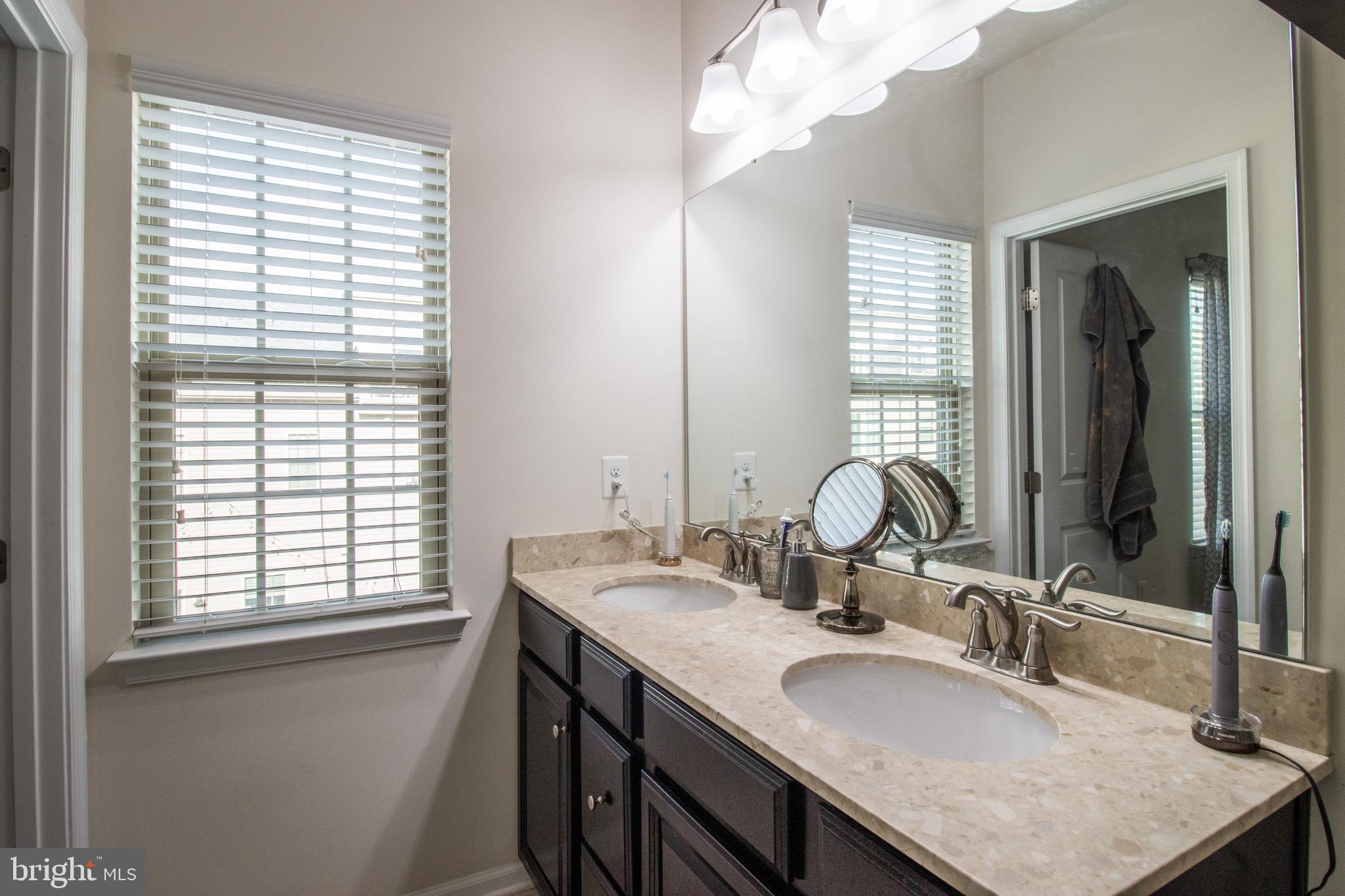 O'DONNELL SQUARE - Residential Lease