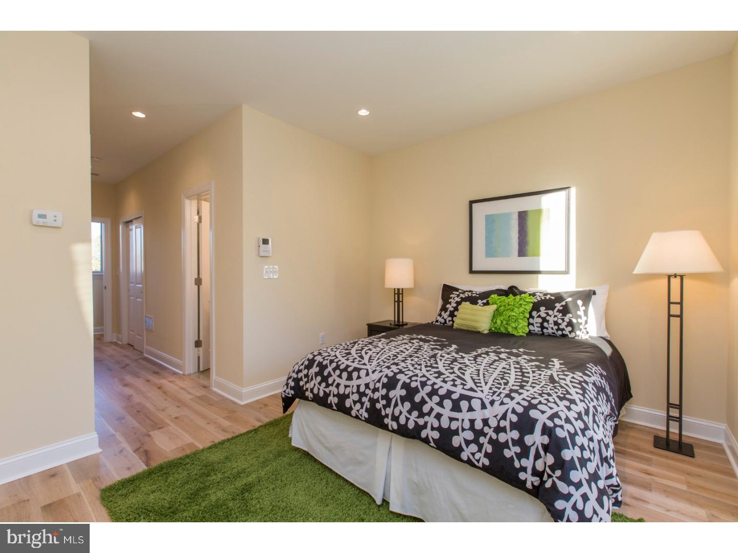 POINT BREEZE - Residential