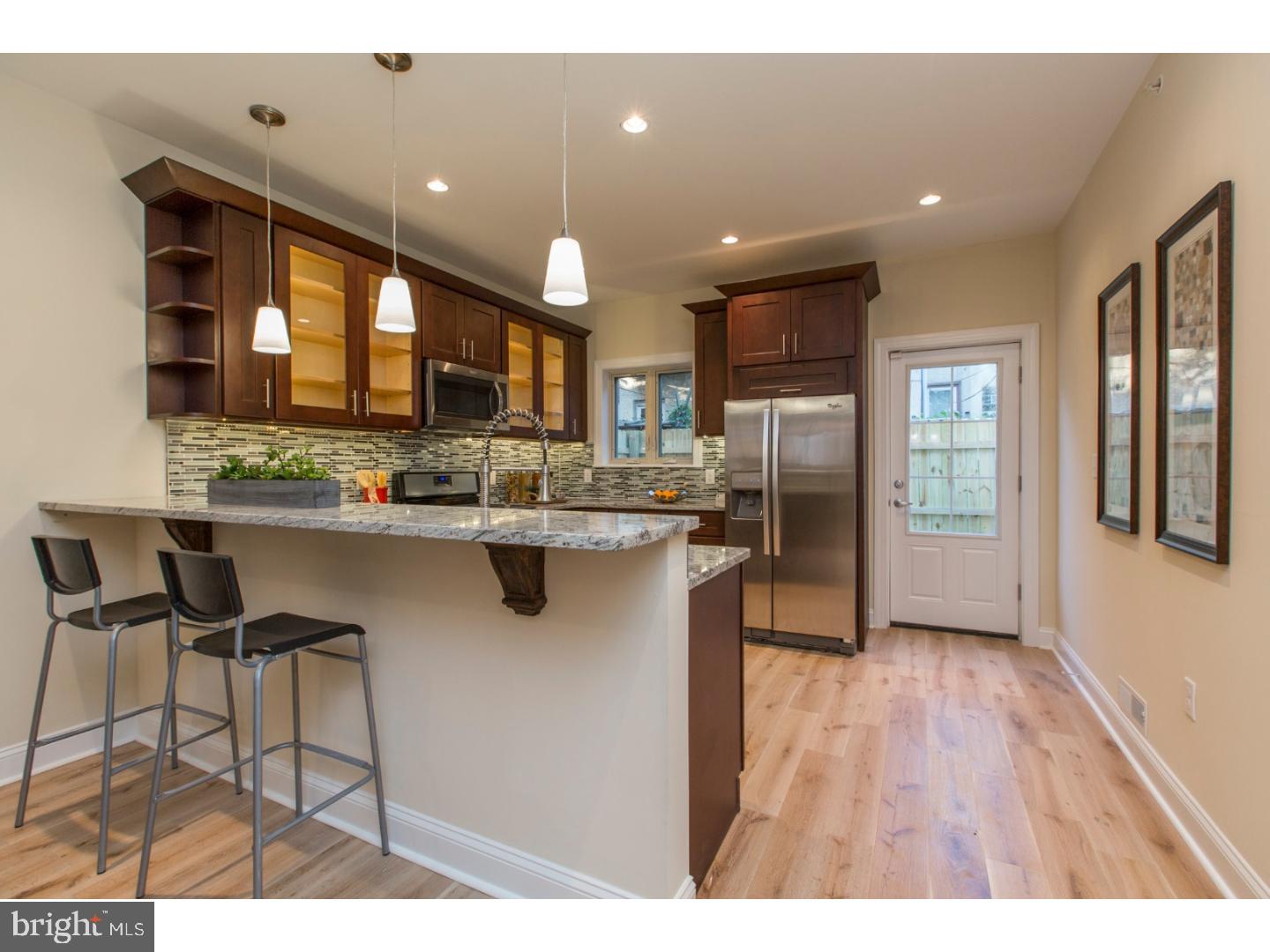 POINT BREEZE - Residential