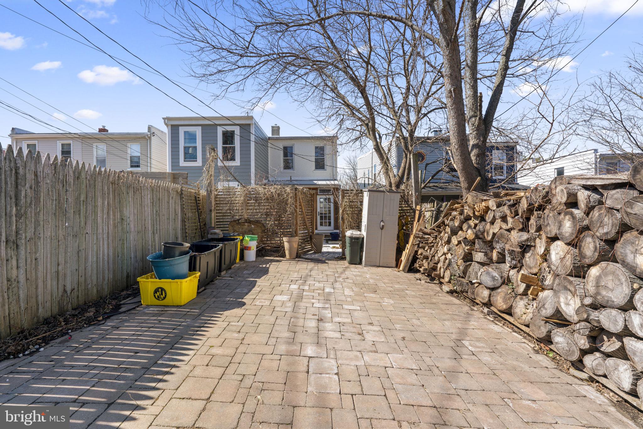 HAMPDEN HISTORIC DISTRICT - Residential