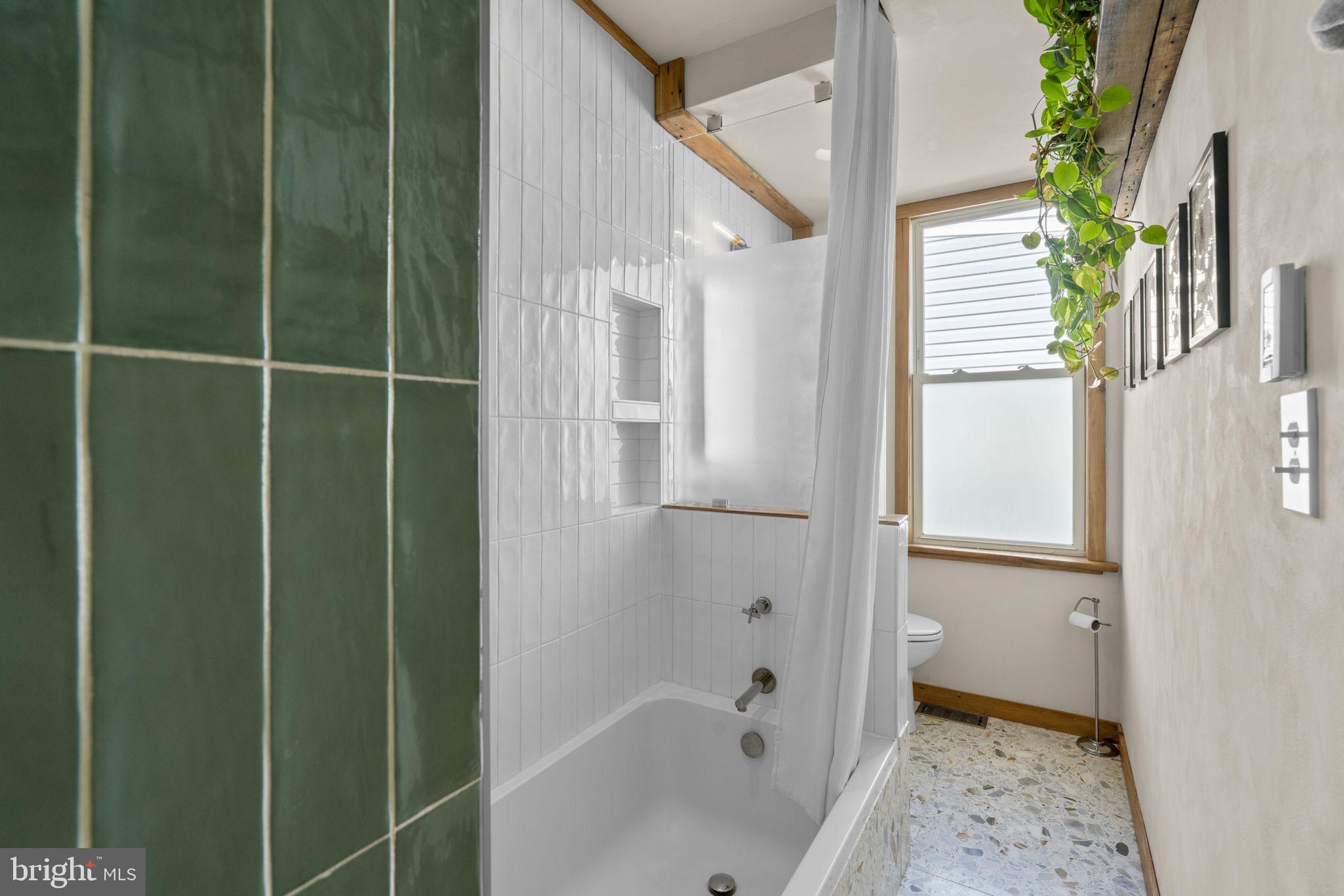 HAMPDEN HISTORIC DISTRICT - Residential