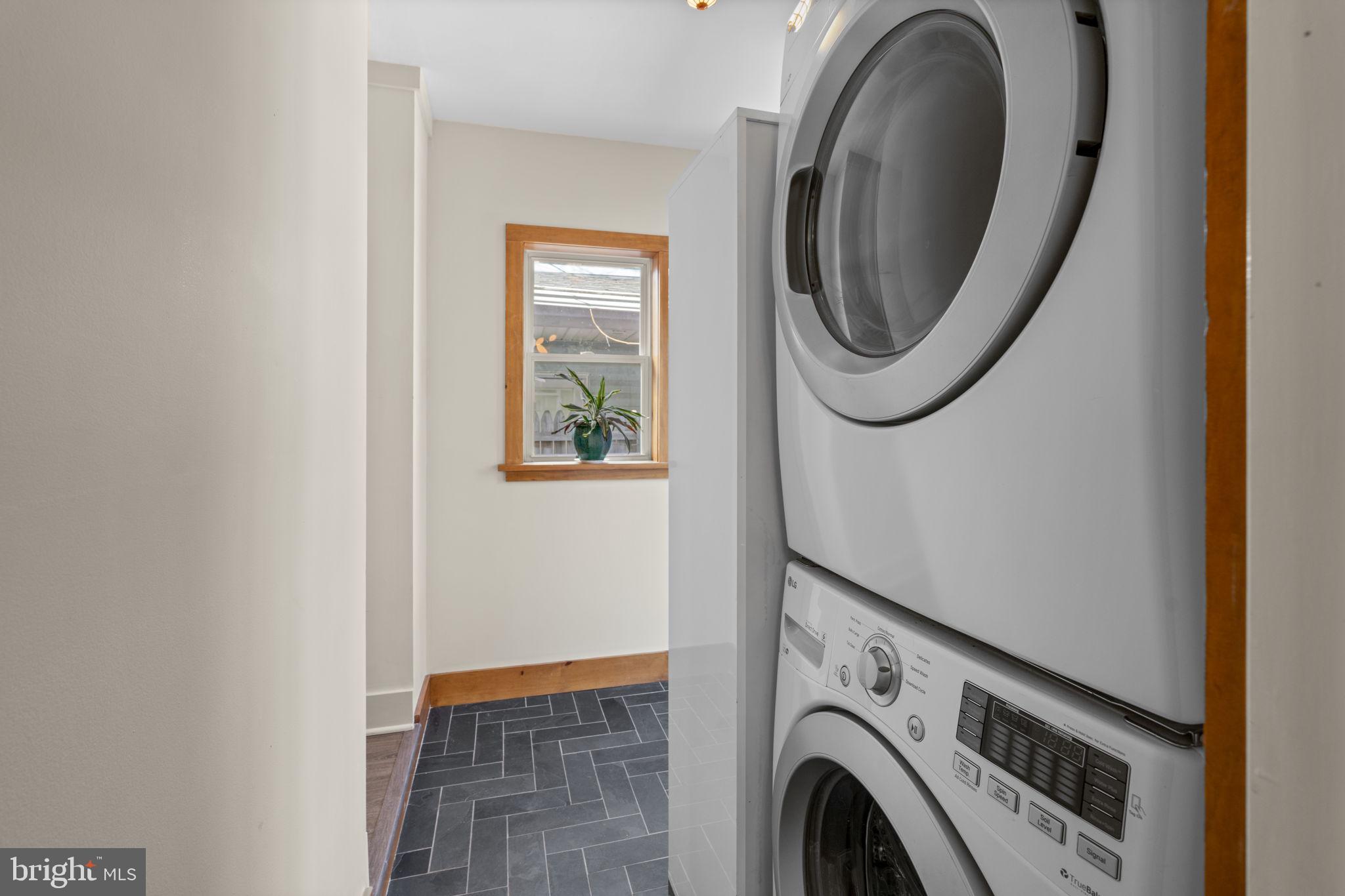 HAMPDEN HISTORIC DISTRICT - Residential