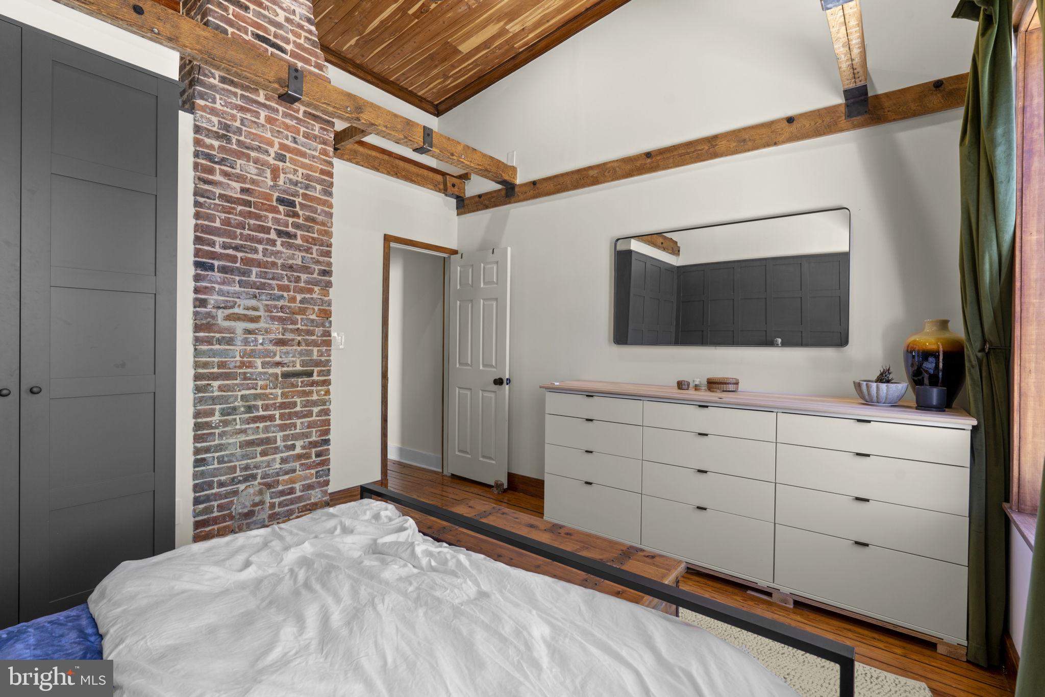 HAMPDEN HISTORIC DISTRICT - Residential