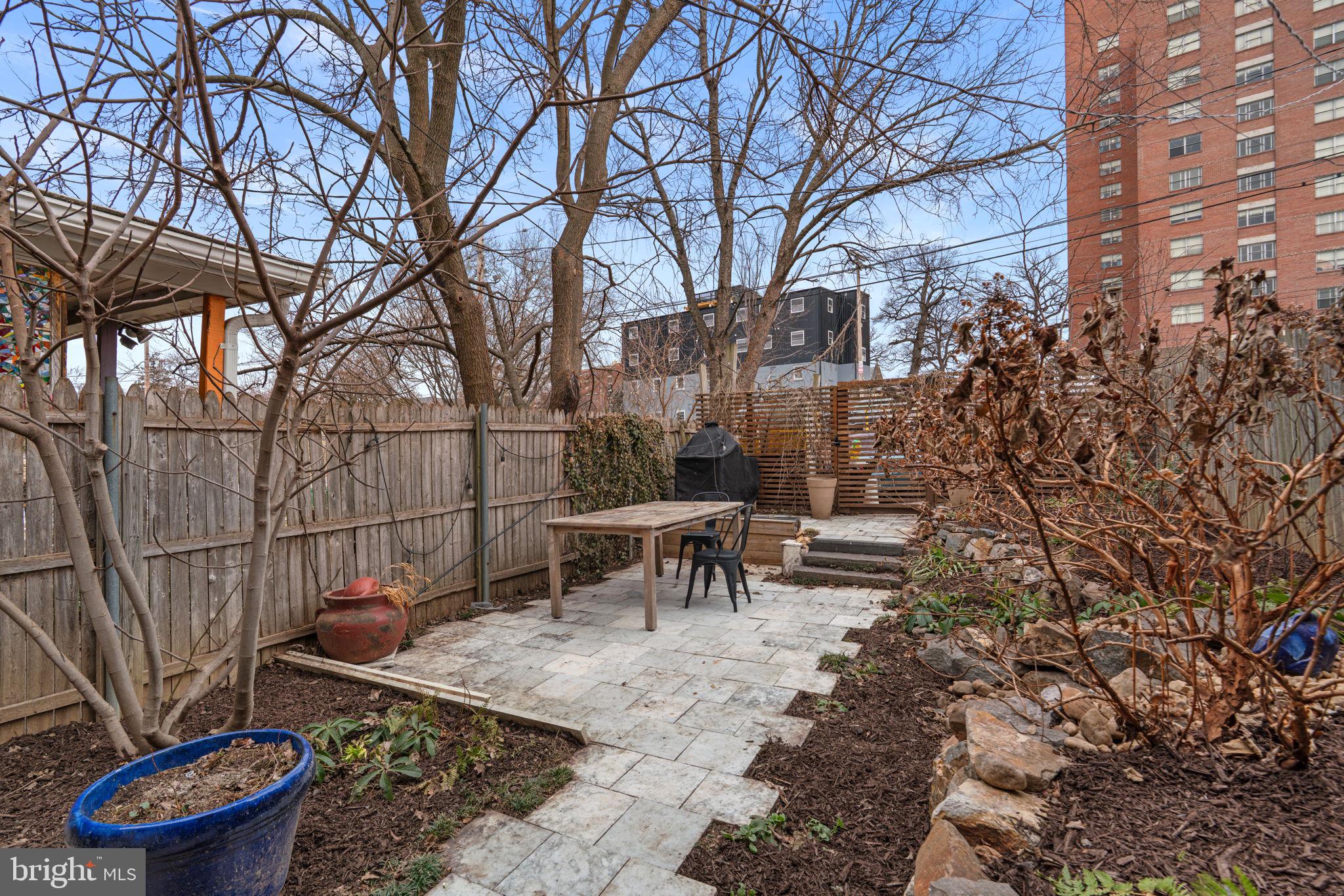 HAMPDEN HISTORIC DISTRICT - Residential