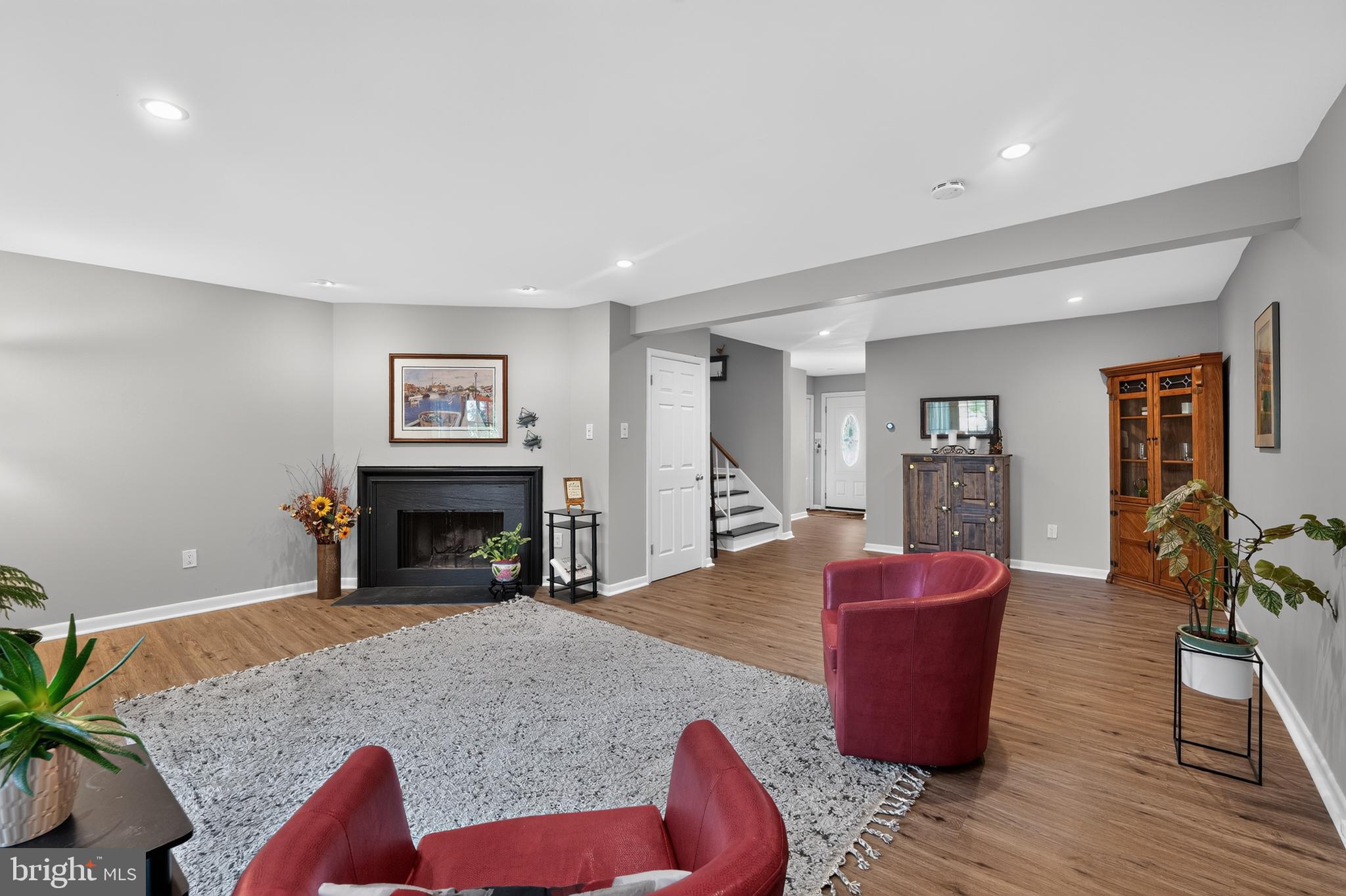 73 GENTRY COURT