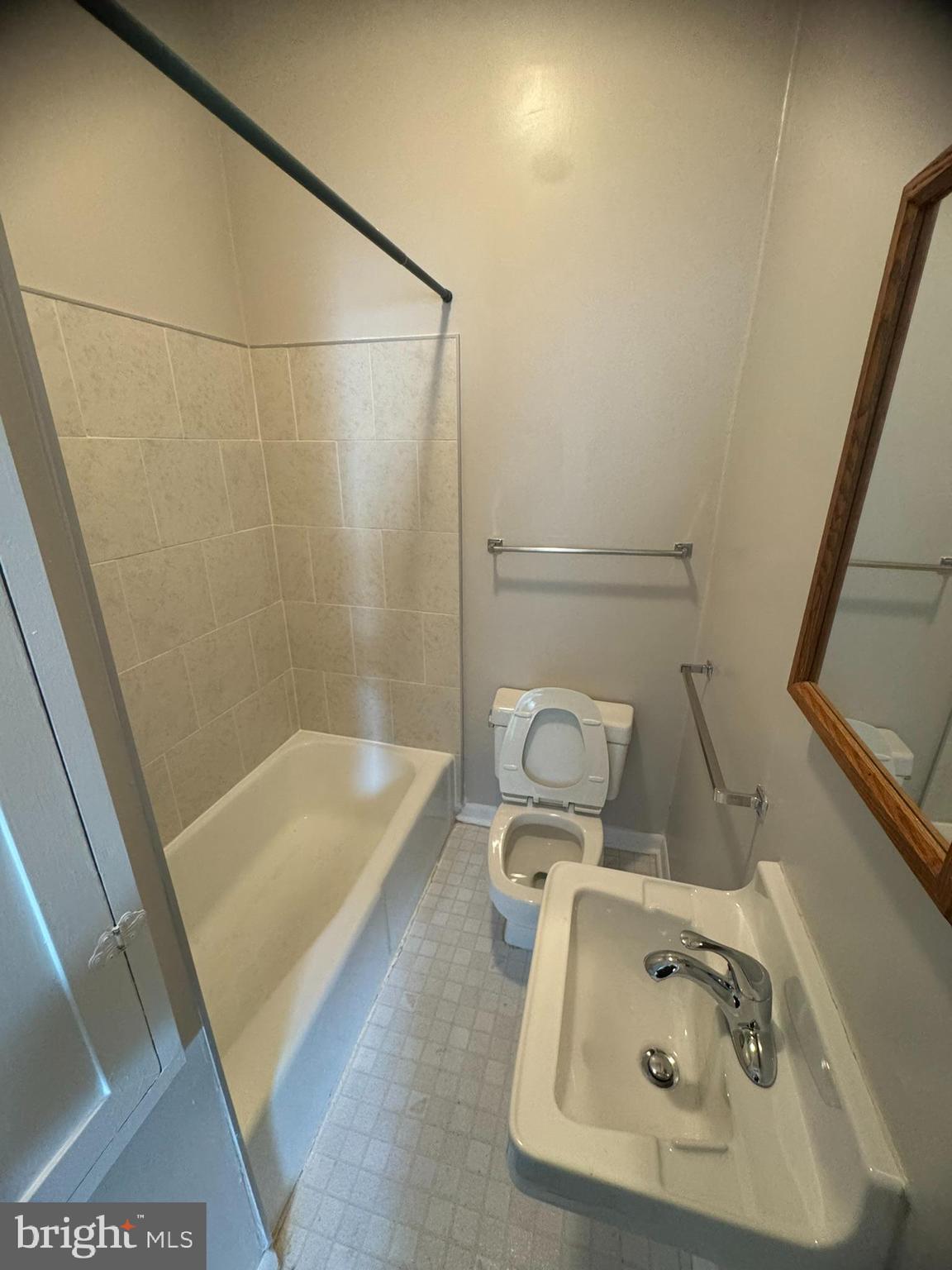 DOWNTOWN FREDERICK - Residential Lease