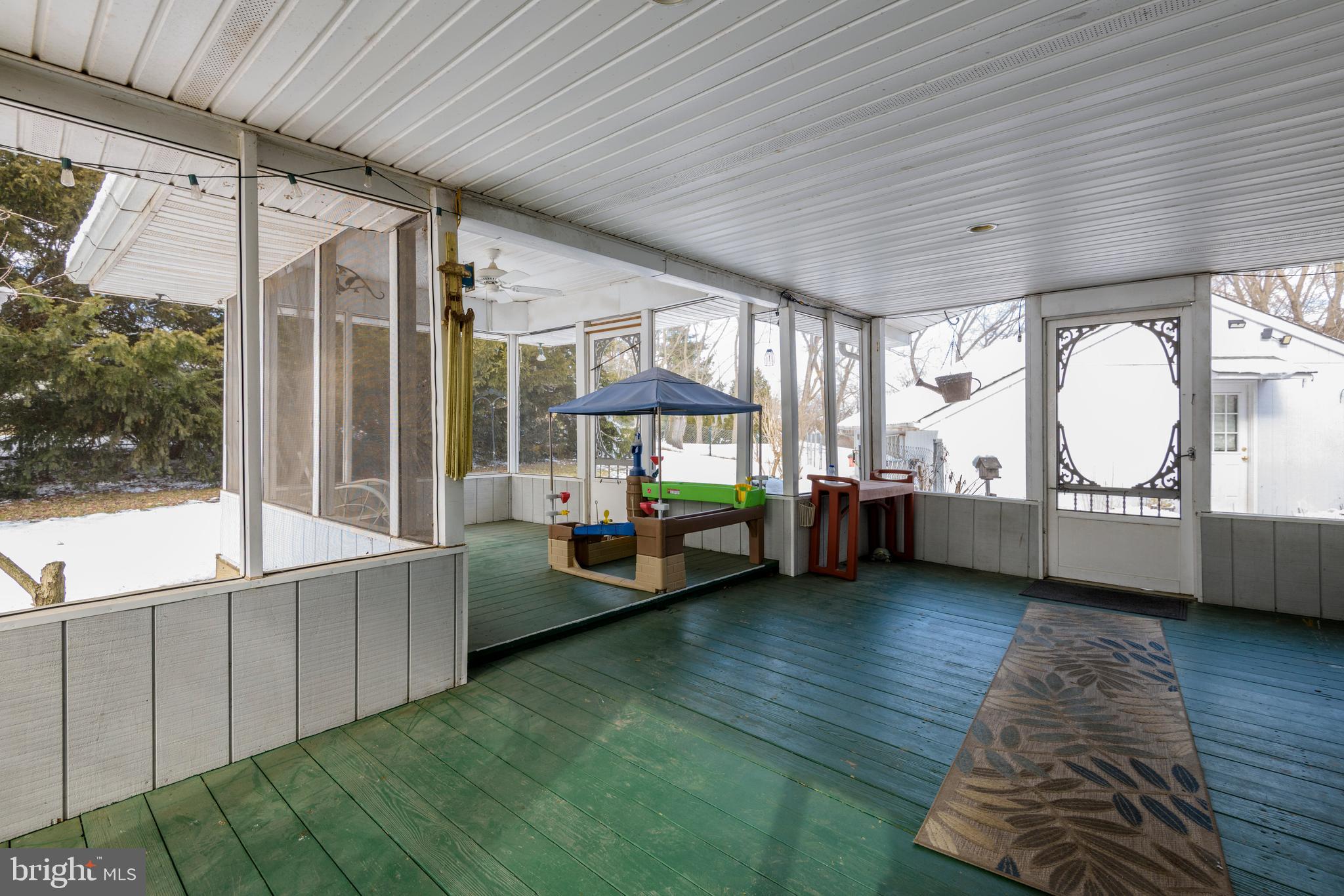 HUNTING HILLS - Residential