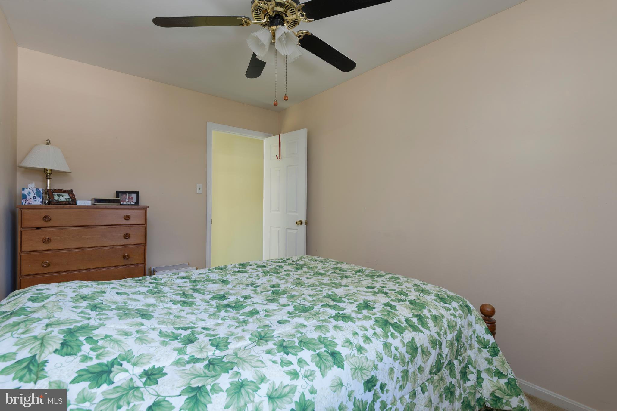 HUNTING HILLS - Residential