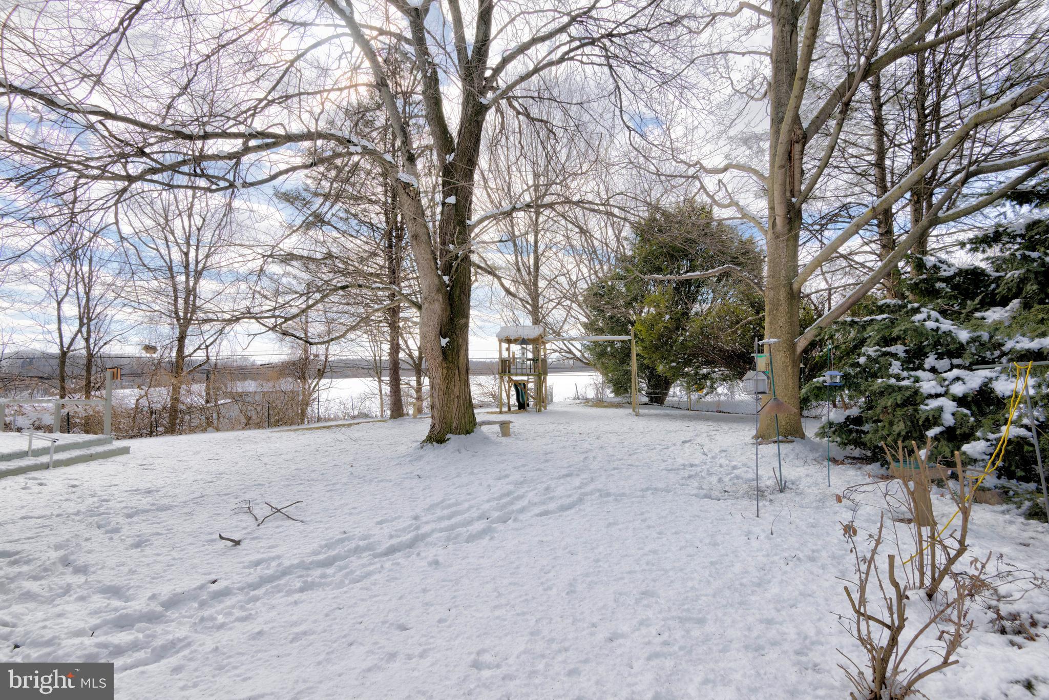 HUNTING HILLS - Residential