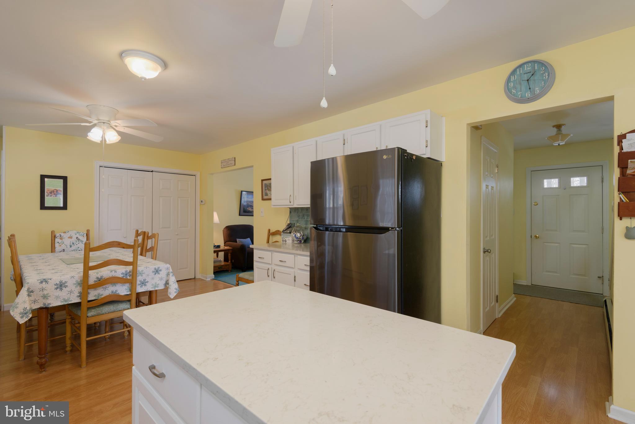 HUNTING HILLS - Residential