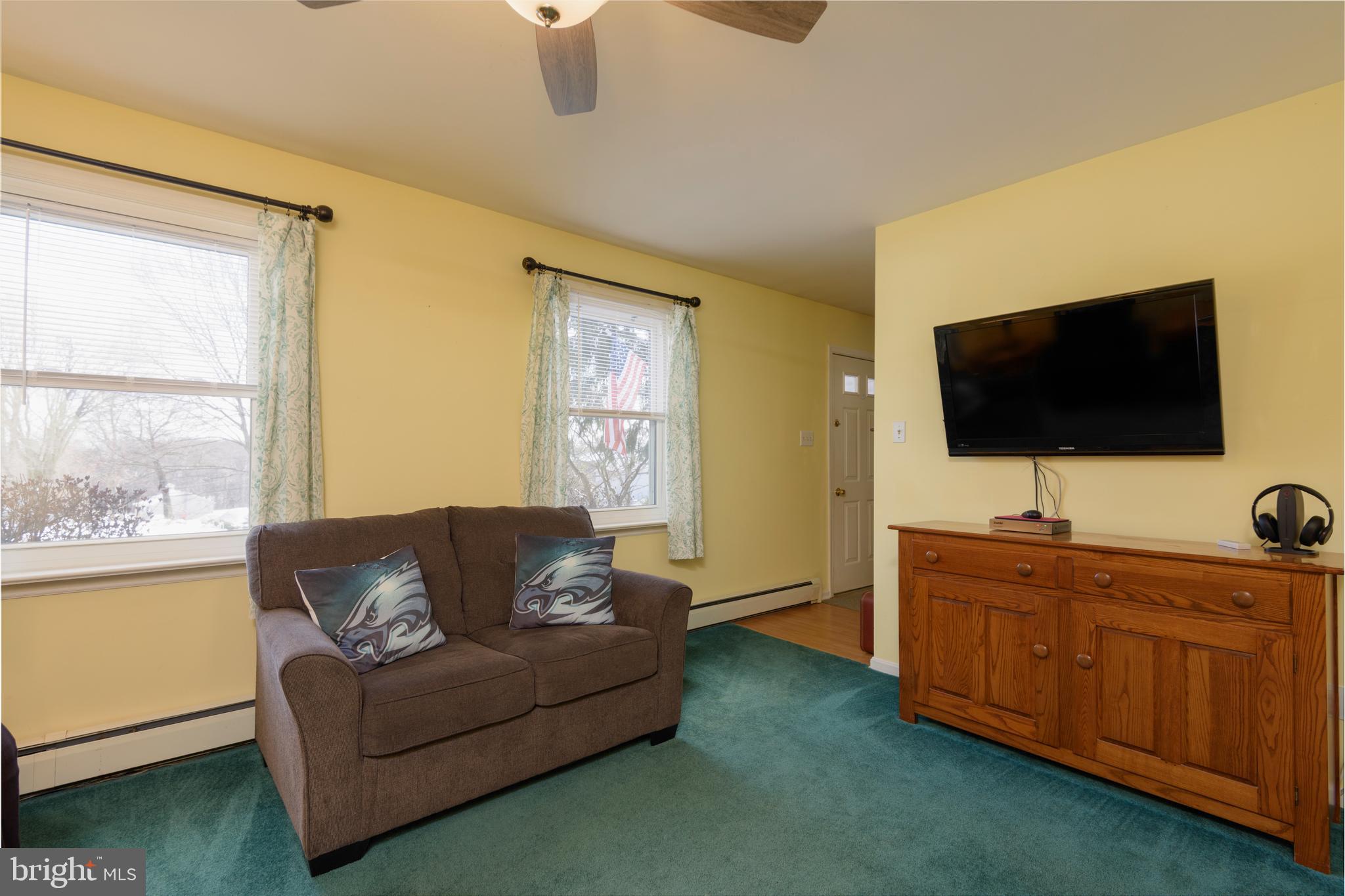 HUNTING HILLS - Residential