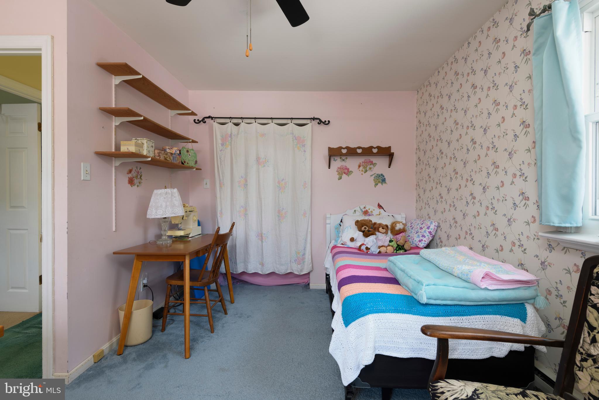 HUNTING HILLS - Residential