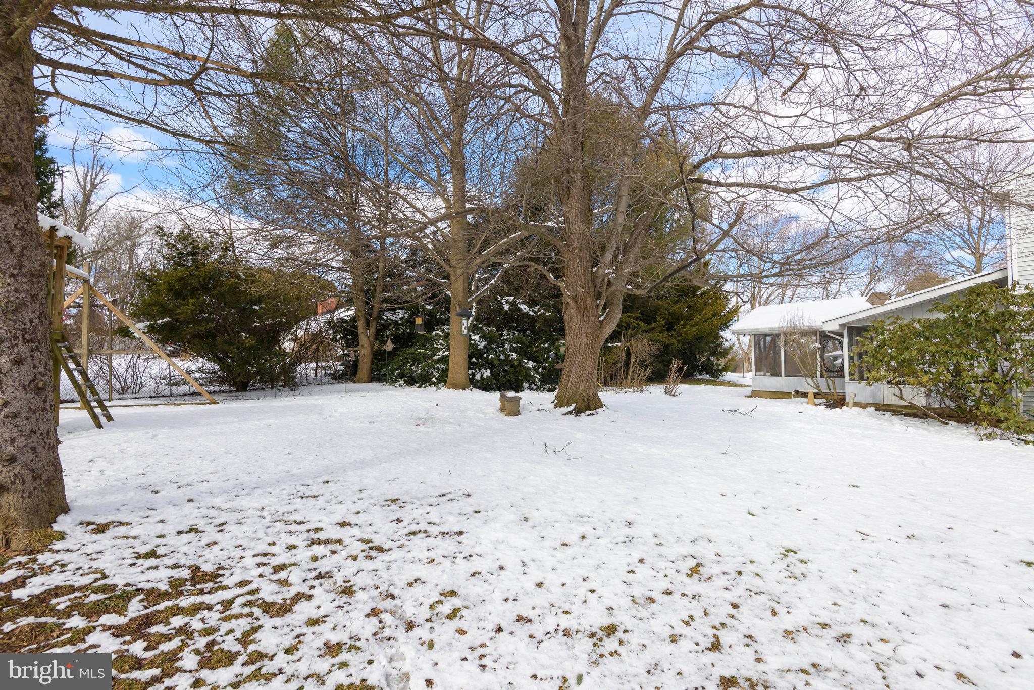 HUNTING HILLS - Residential