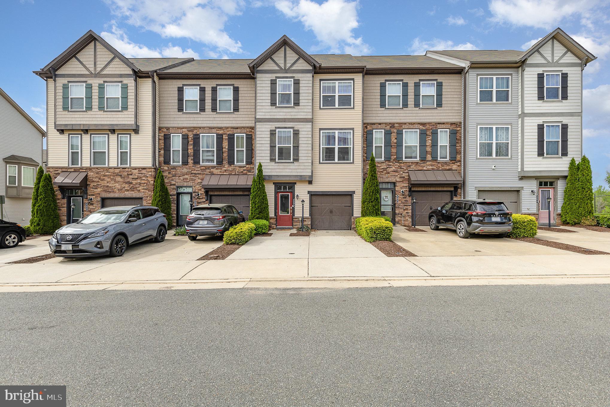 COLONIAL FORGE AT AUGUSTINE - Residential