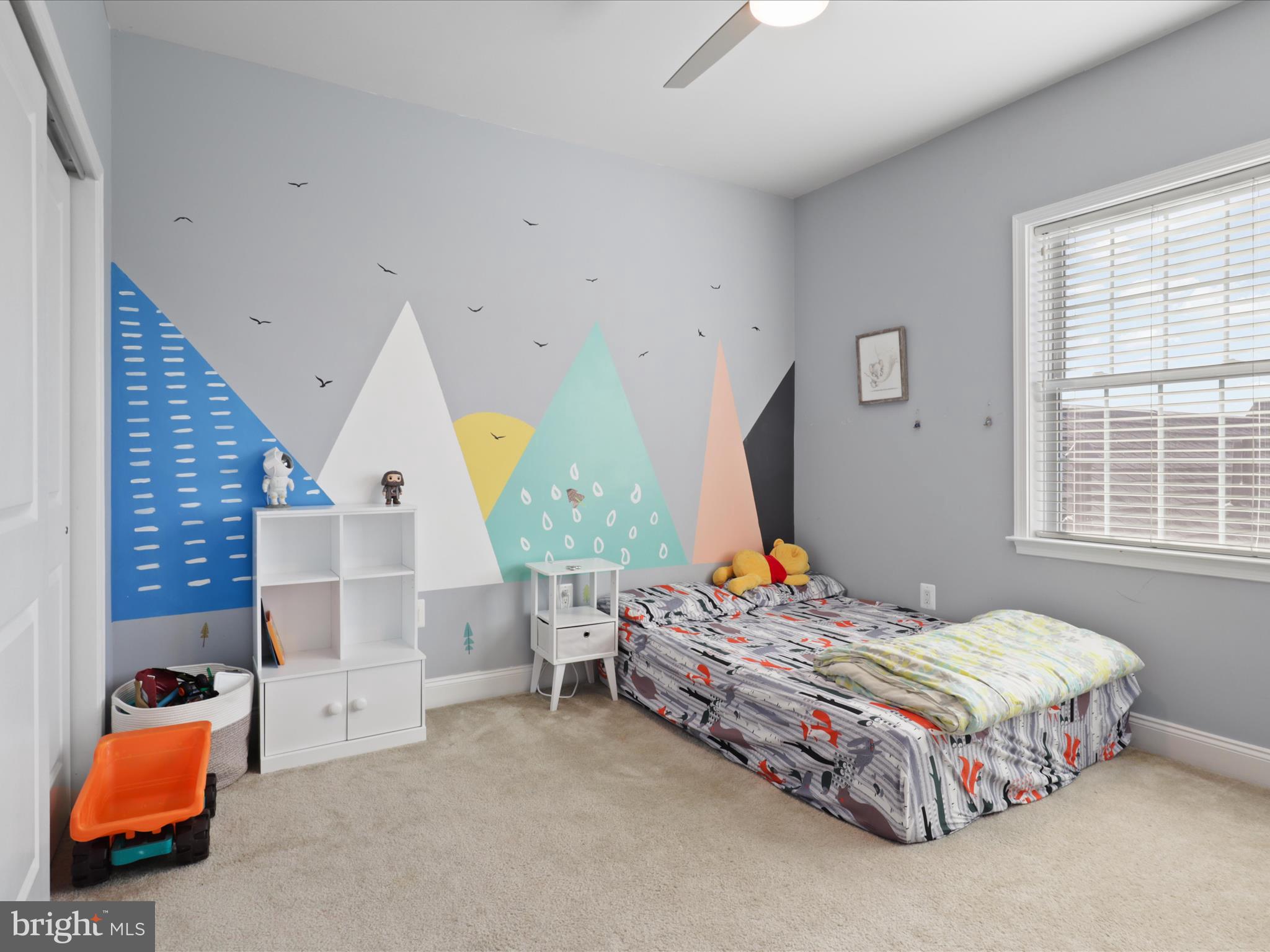 LOUDOUN VALLEY ESTATES 2 - Residential Lease