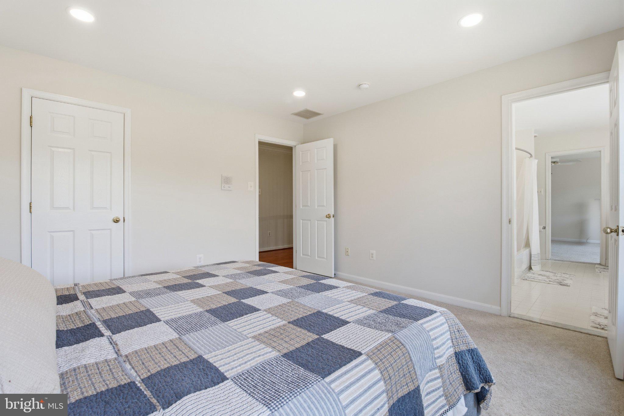 WESTHOLME - Residential