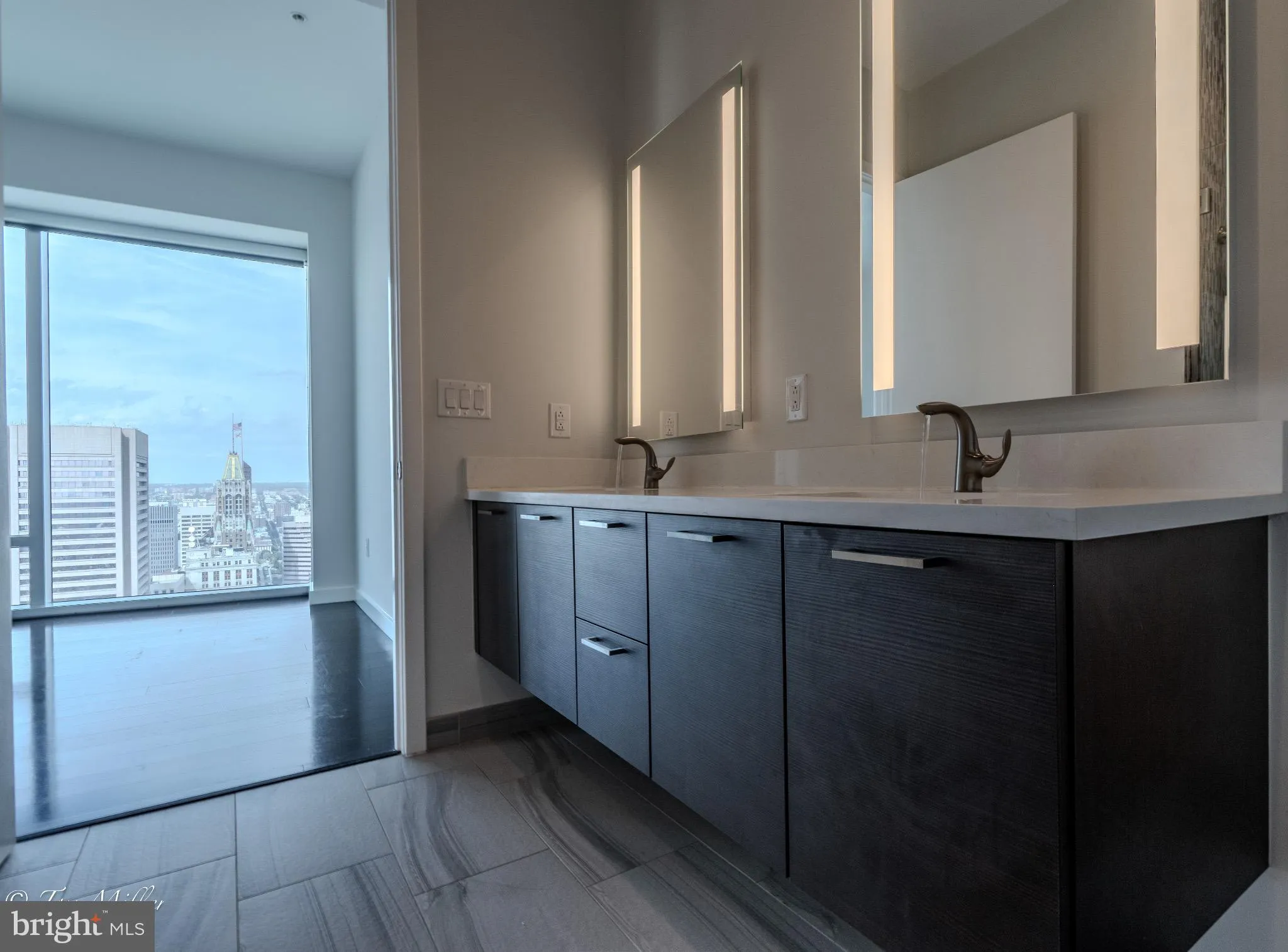 Baltimore, Maryland 21202, United States, 2 Bedrooms Bedrooms, ,2 BathroomsBathrooms,Residential,Active,255008