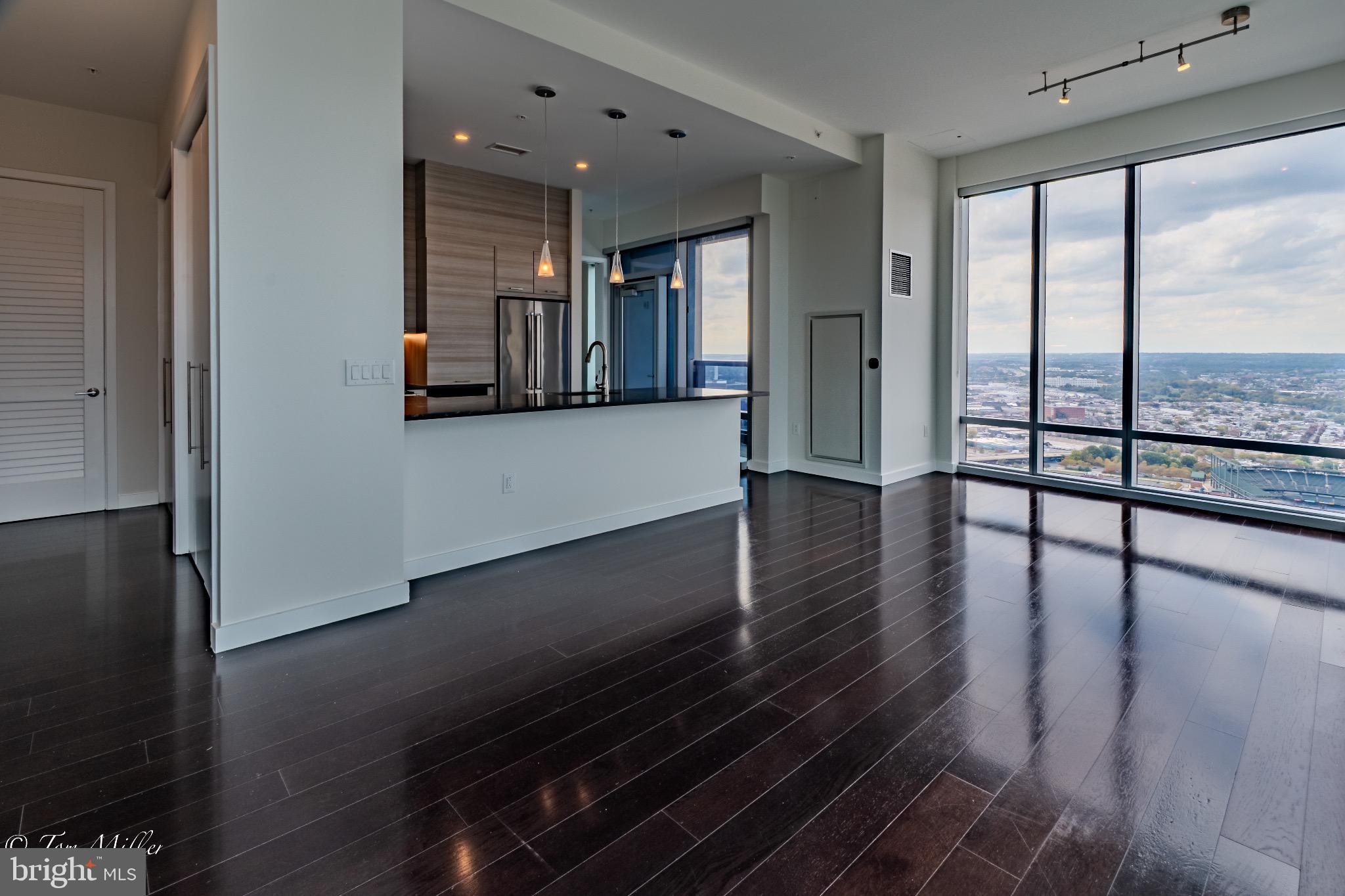 414 LIGHT STREET 4302